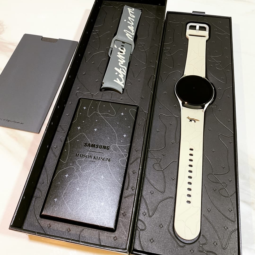 Samsung Galaxy Watch4 Maison Kitsune Edition (Korean Ver.) 착용 스타일 - 2