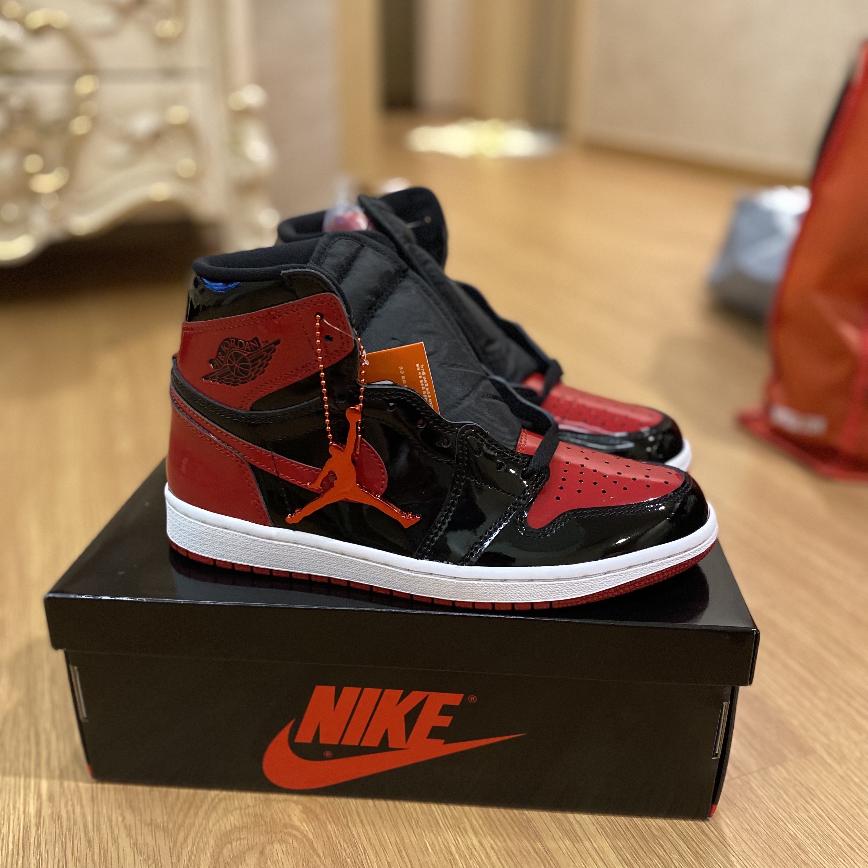 Jordan 1 Retro High OG Patent Bred, Jordan 1 Retro High OG Bred Banned 2016 착용 스타일 - 2