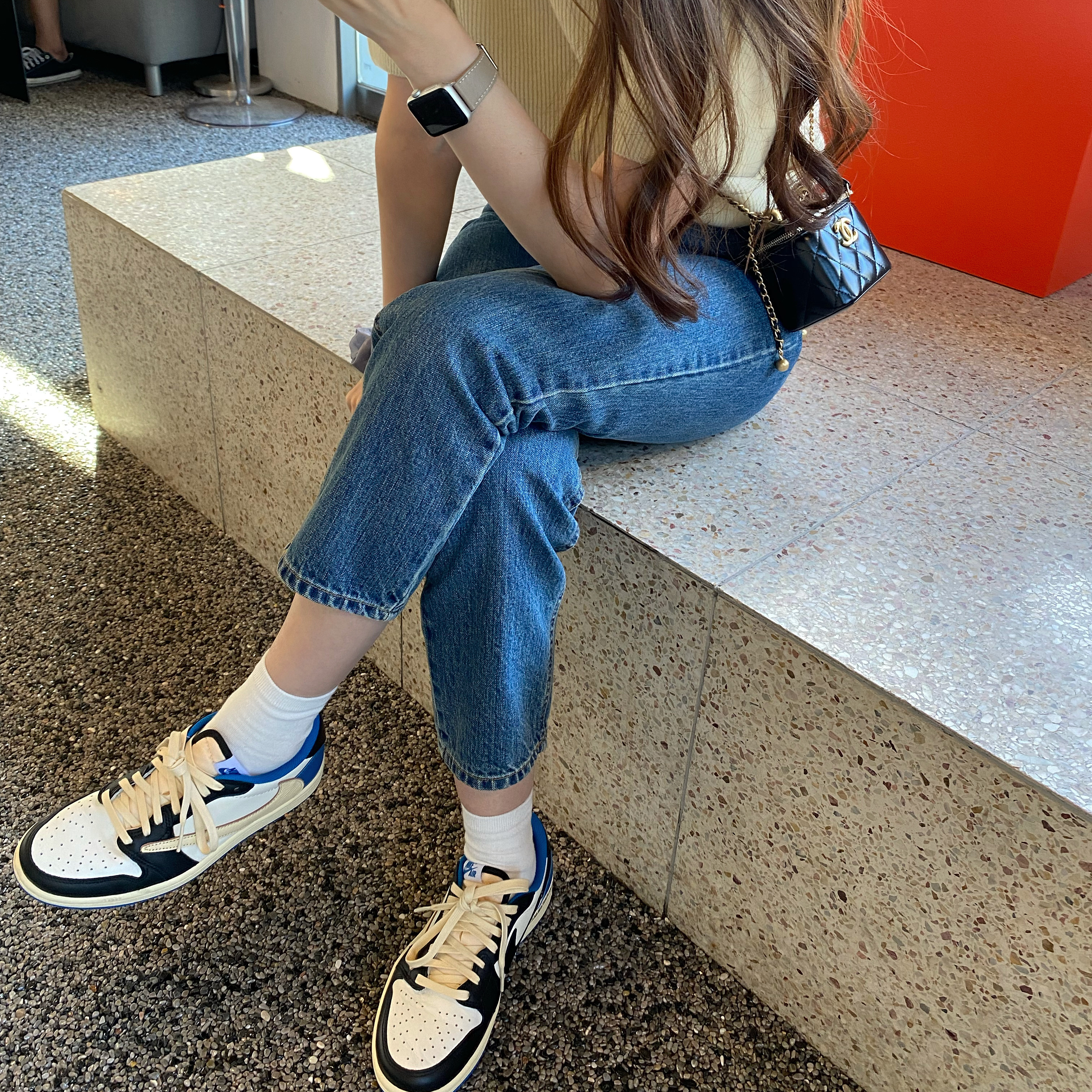 Jordan 1 x Travis Scott x Fragment Retro Low OG SP Military Blue 착용 스타일
