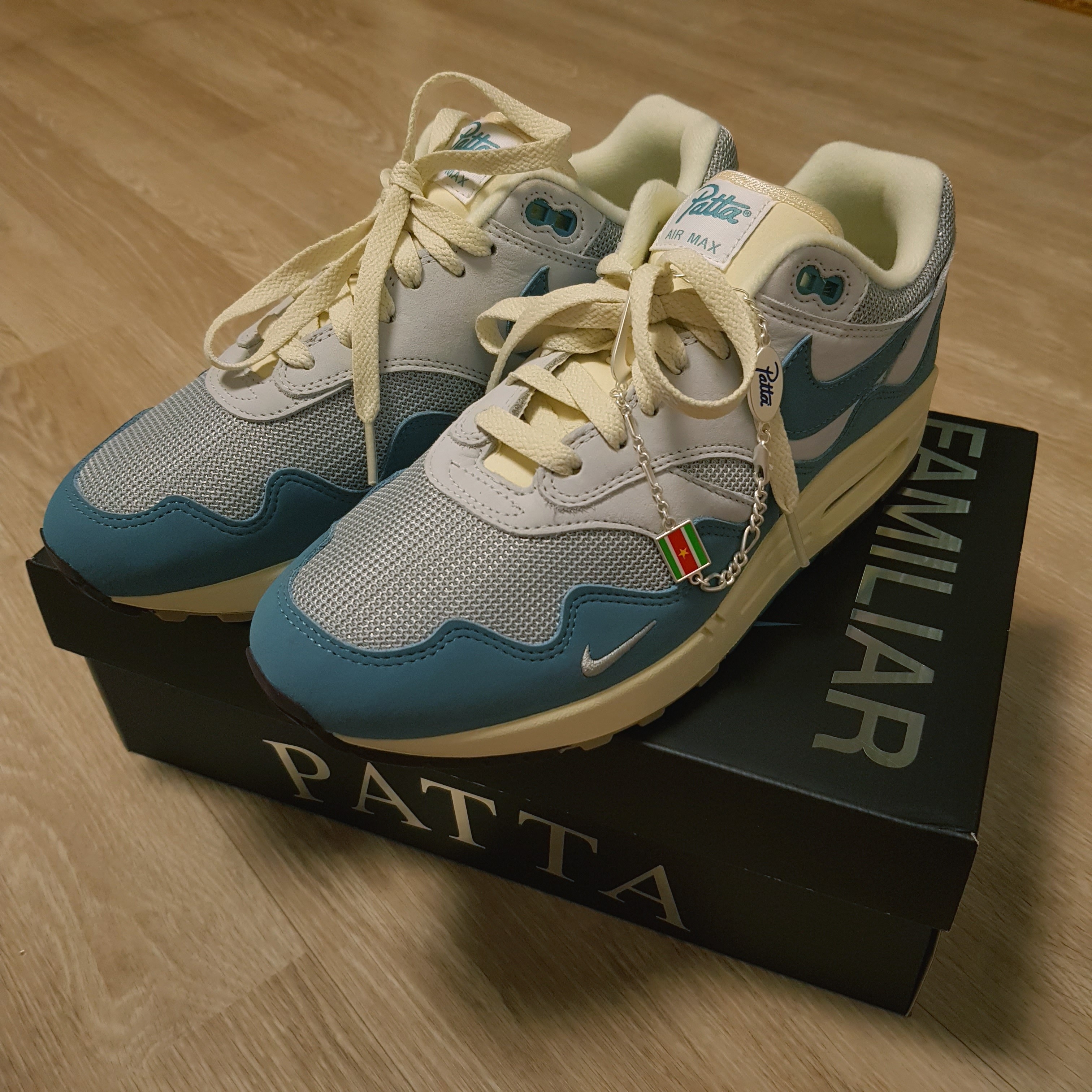 Nike x Patta Air Max 1 Noise Aqua 착용 스타일 - 2