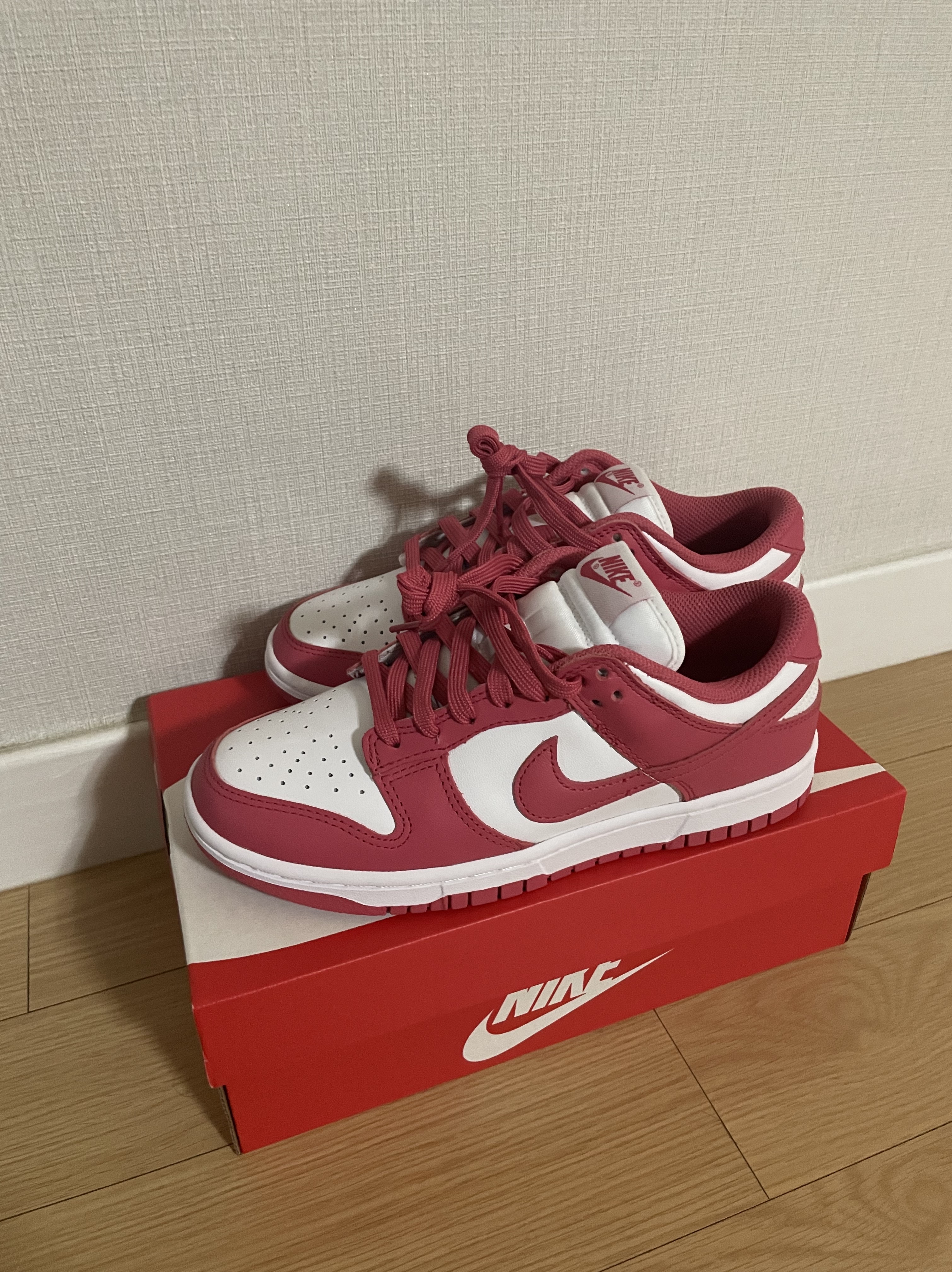 (W) Nike Dunk Low Archeo Pink 착용 스타일 - 3