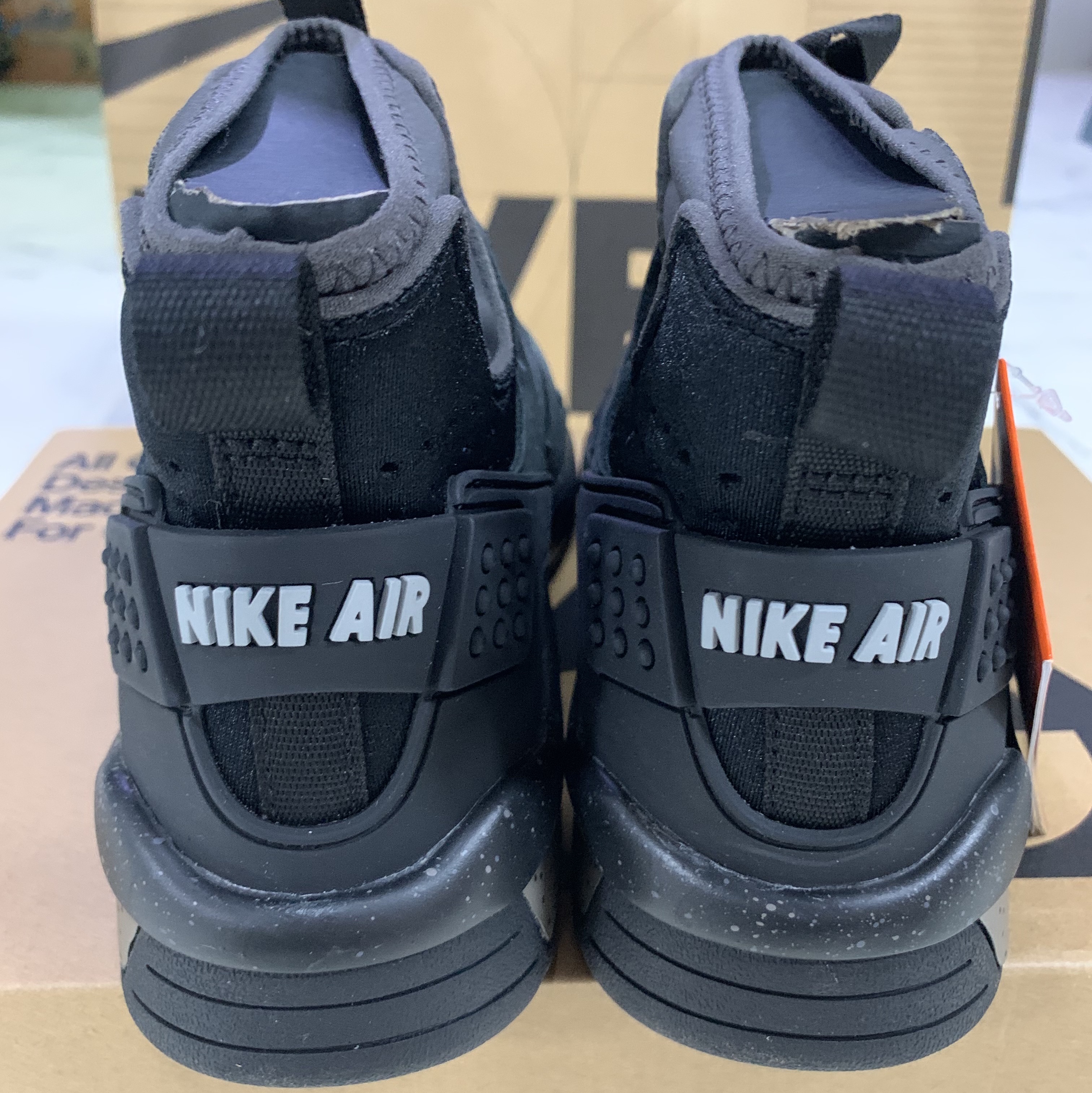 Nike ACG Air Mowabb Olive Grey 착용 스타일 - 3