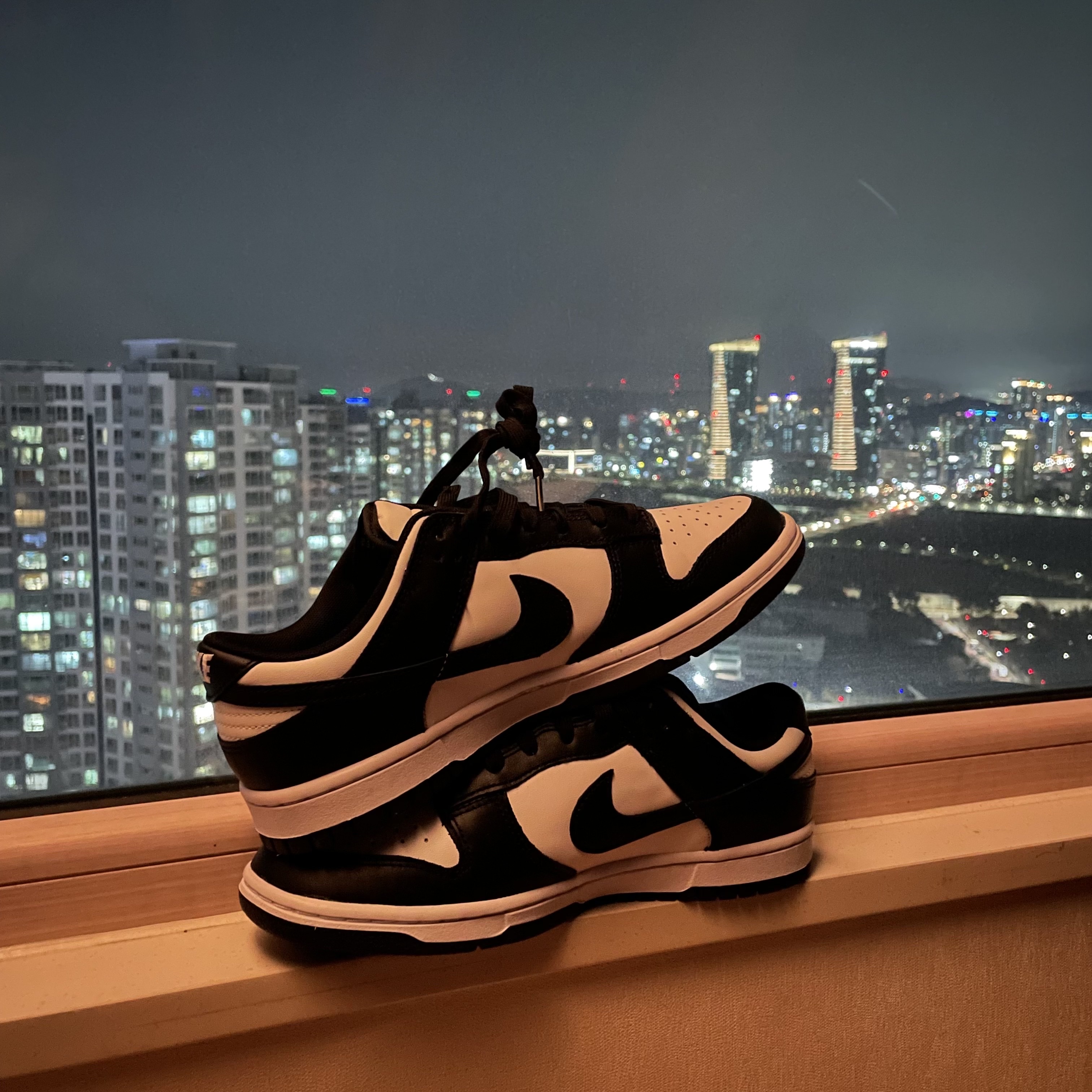 Nike Dunk Low Retro Black 착용 스타일