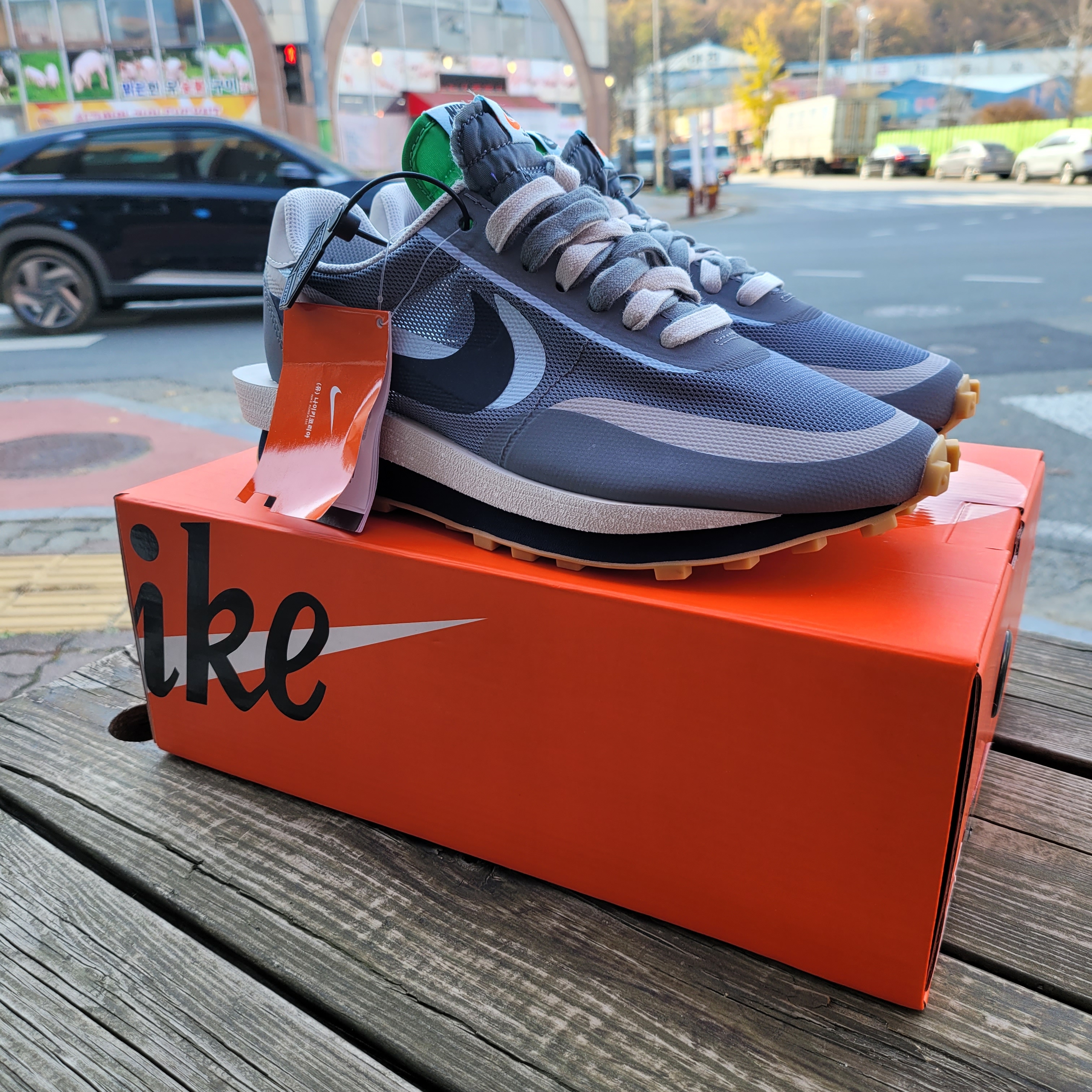 Nike x Sacai x Clot LDWaffle Cool Grey 착용 스타일 - 1