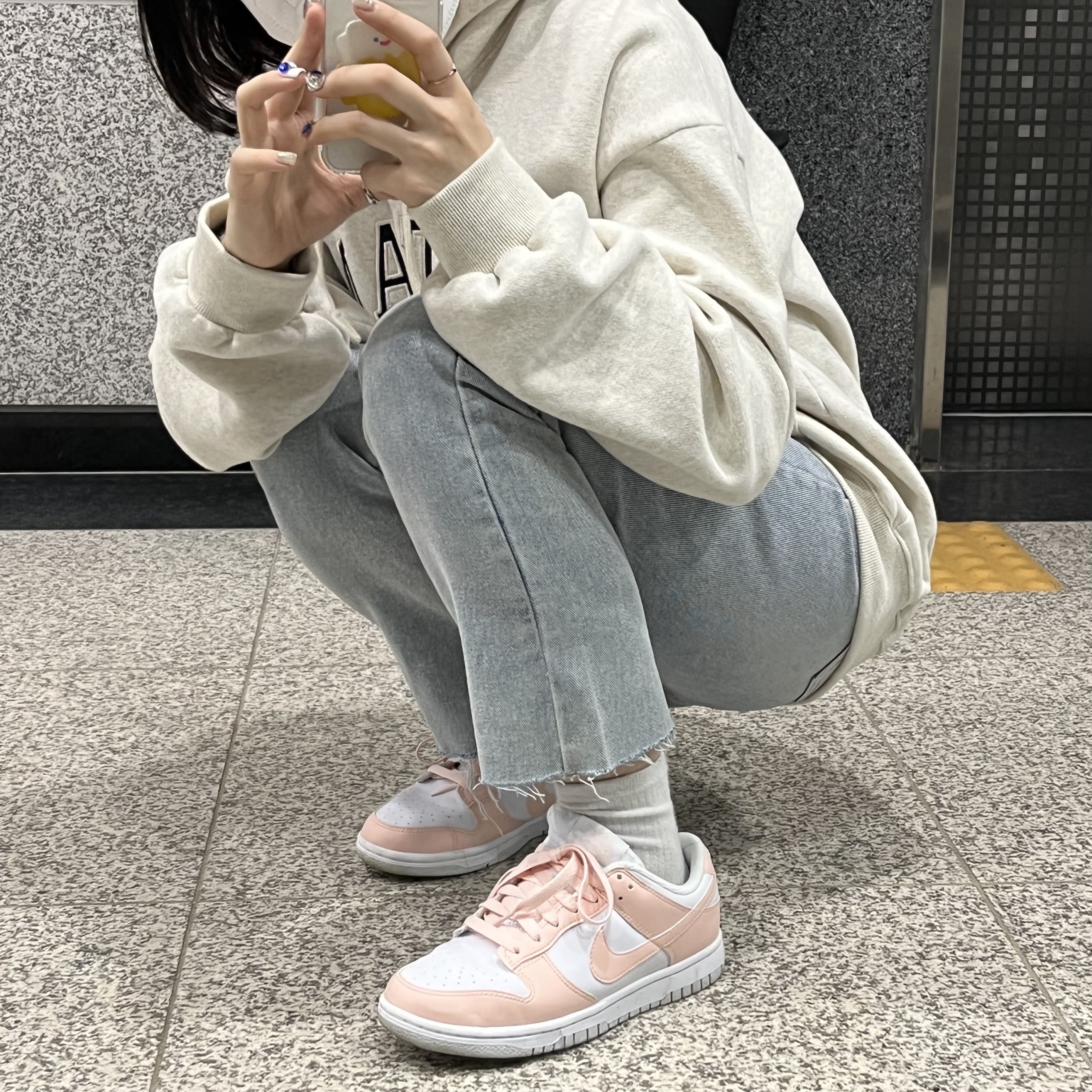 (W) Nike Dunk Low Next Nature Pale Coral 착용 스타일