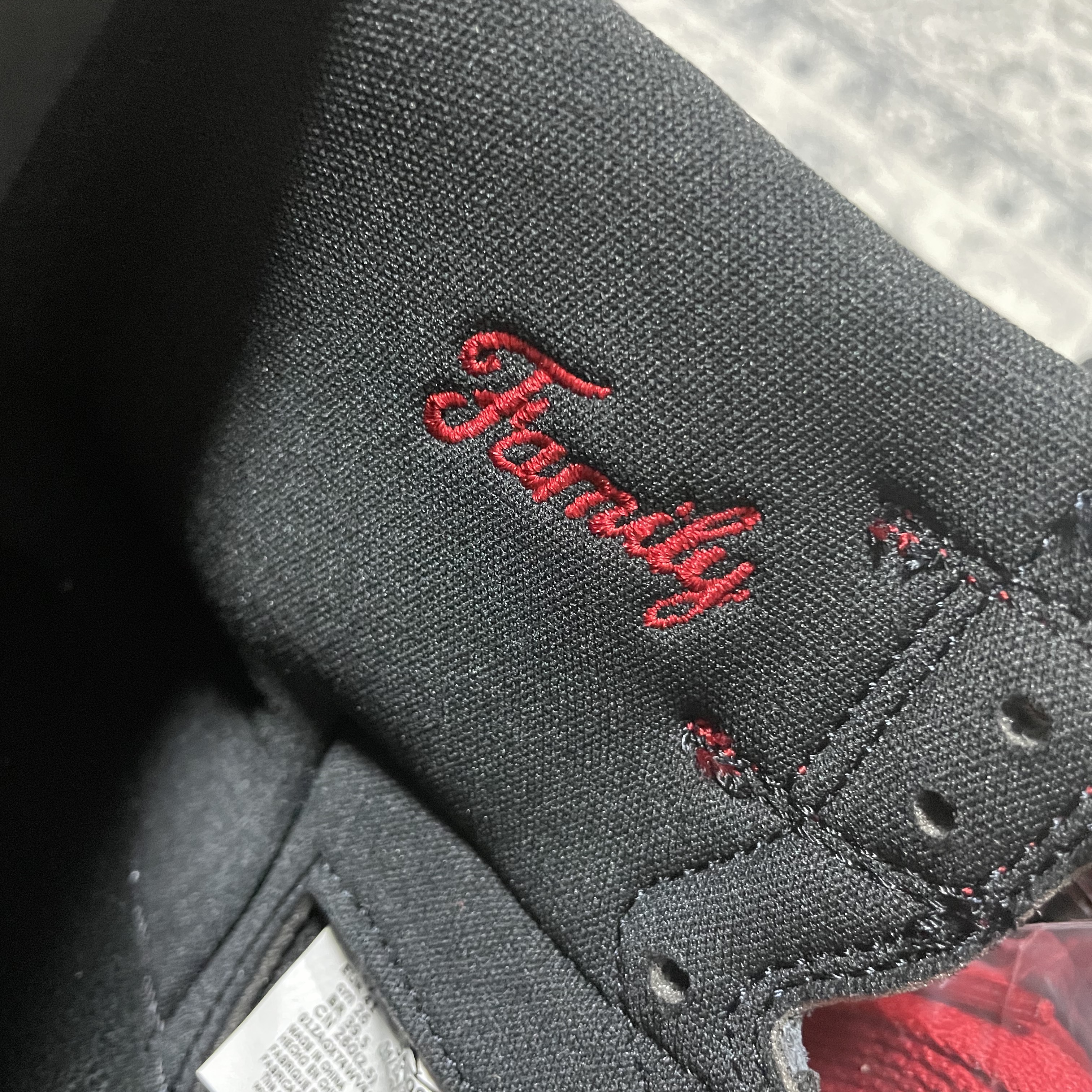 Jordan 1 Retro High OG Patent Bred 착용 스타일 - 4