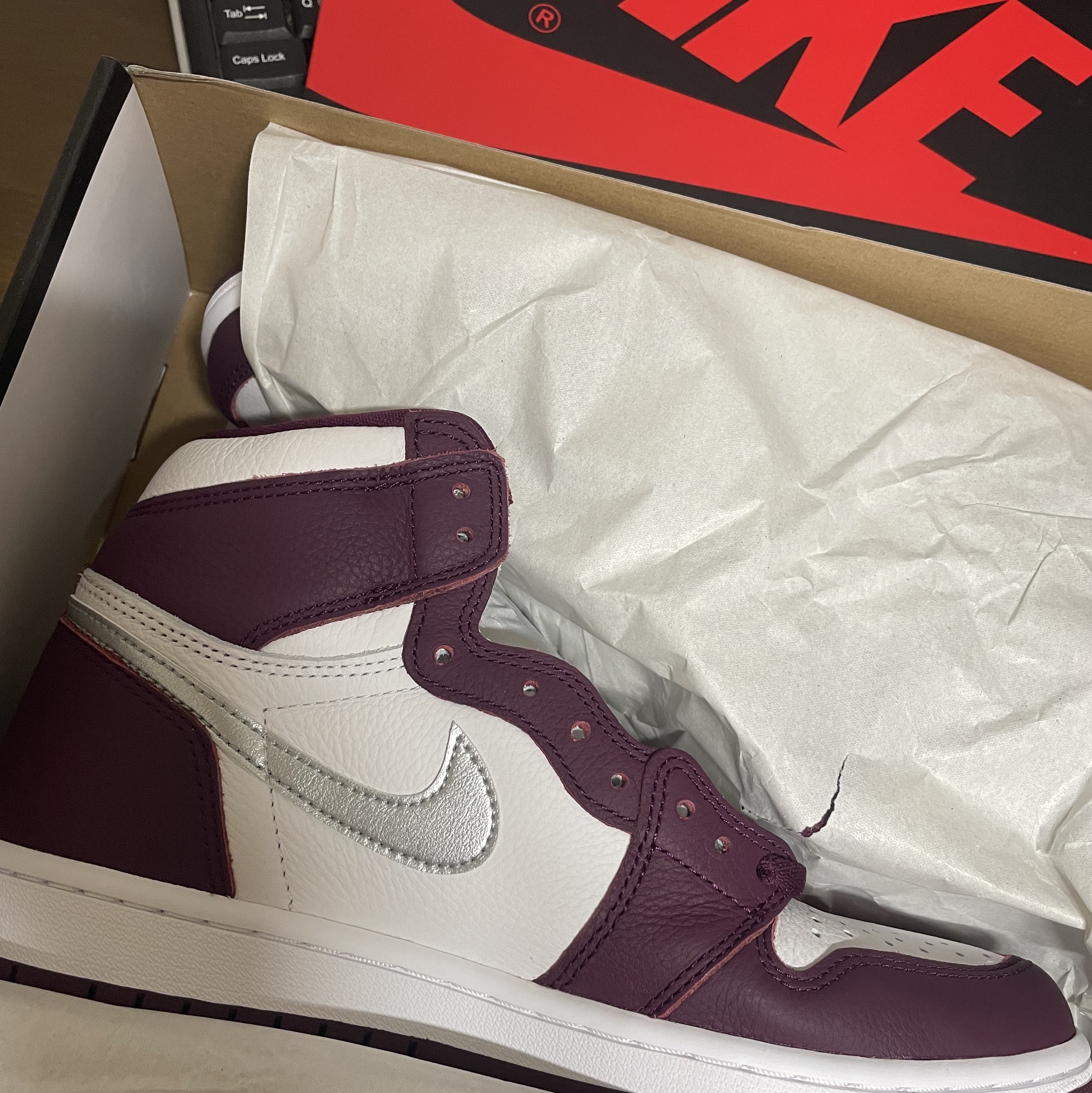 Jordan 1 Retro High OG Bordeaux 착용 스타일
