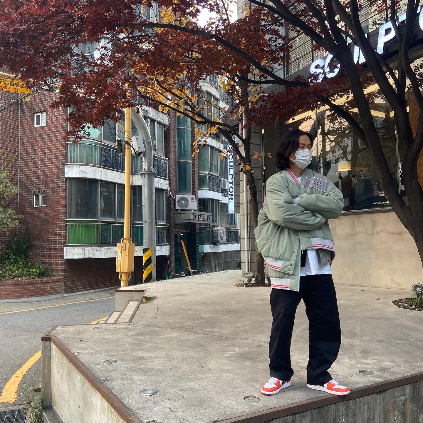 Jordan 1 Low OG Starfish 착용 스타일 - 1