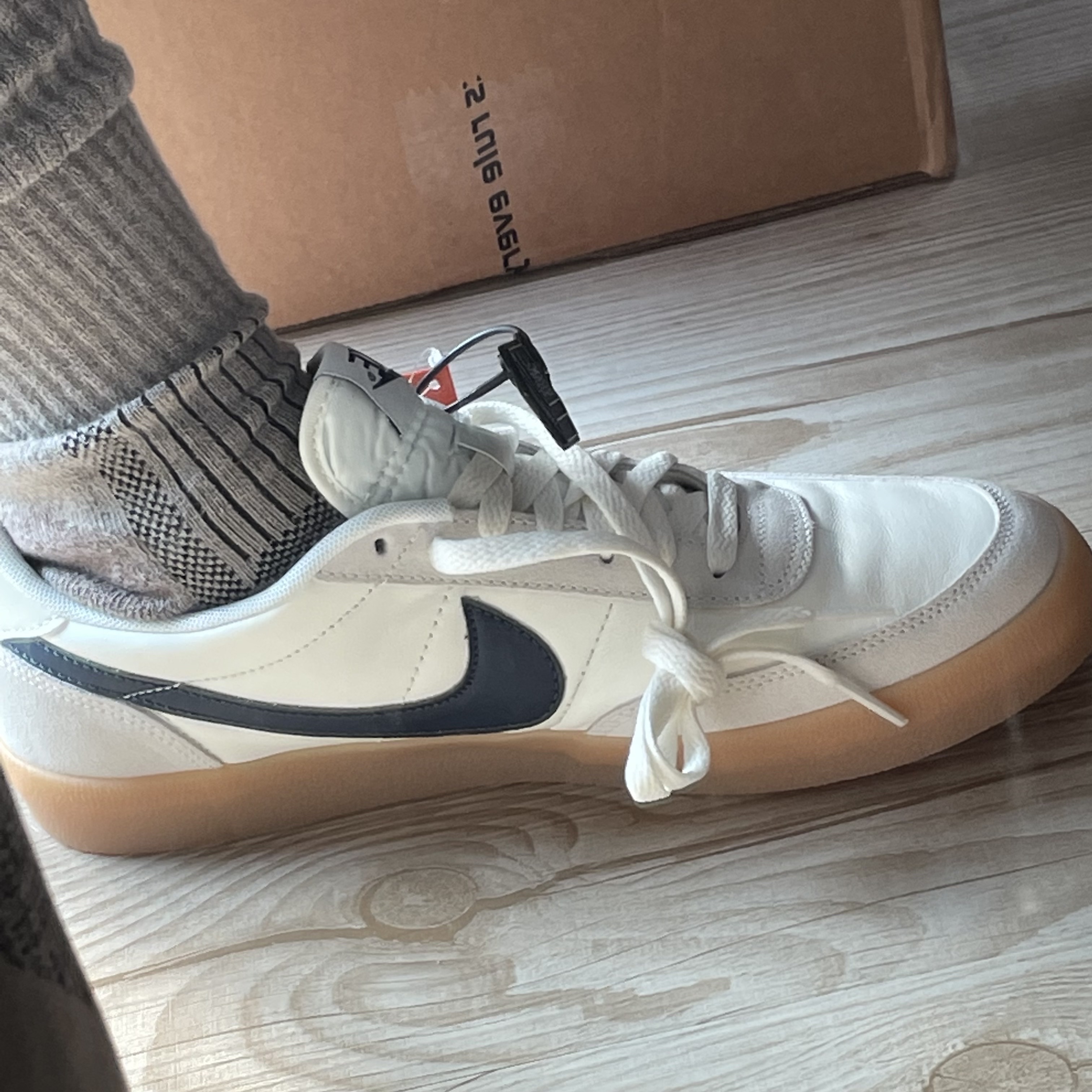 Nike x J.Crew Killshot 2 Sail Midnight Navy 착용 스타일 - 3