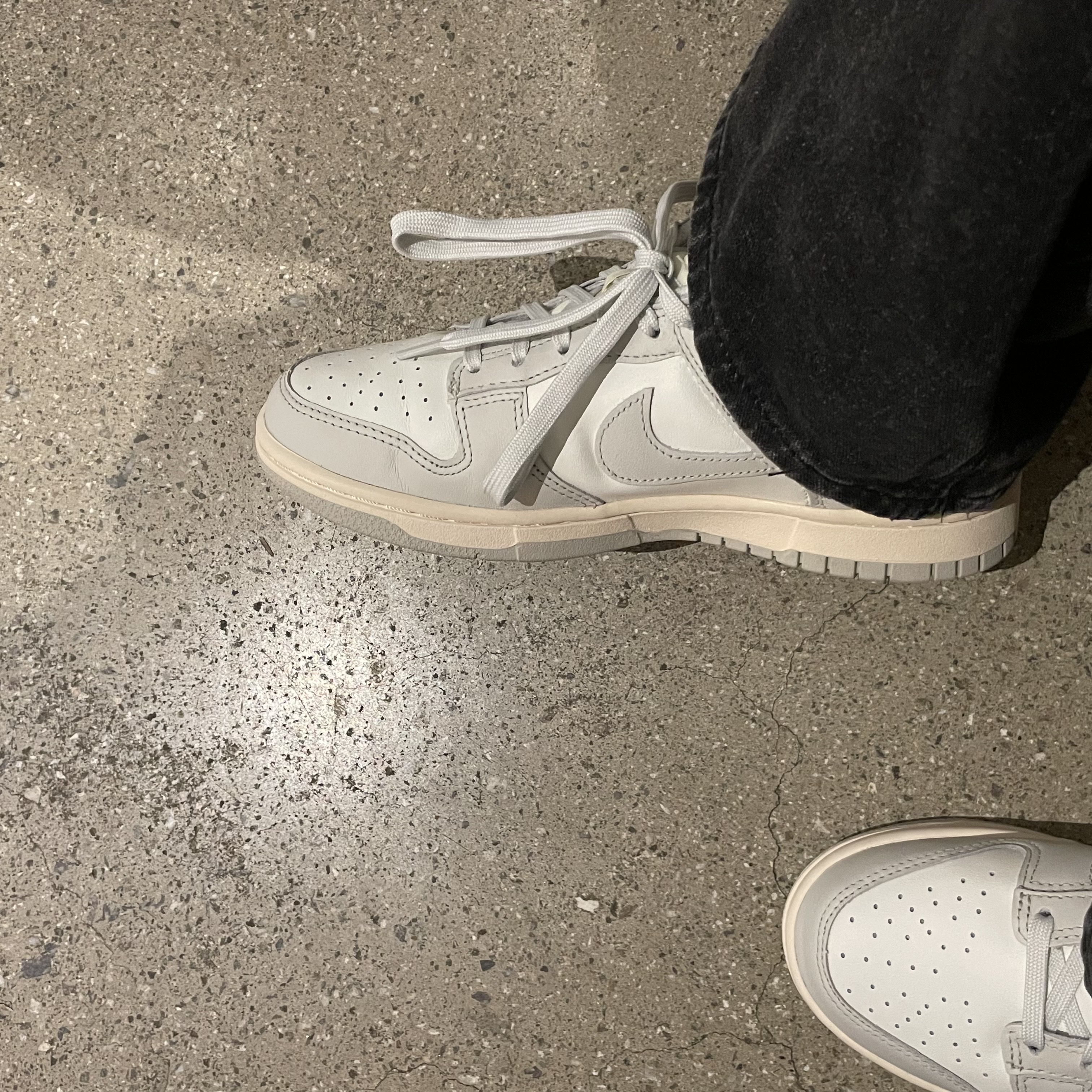 (W) Nike Dunk Low Light Bone 착용 스타일