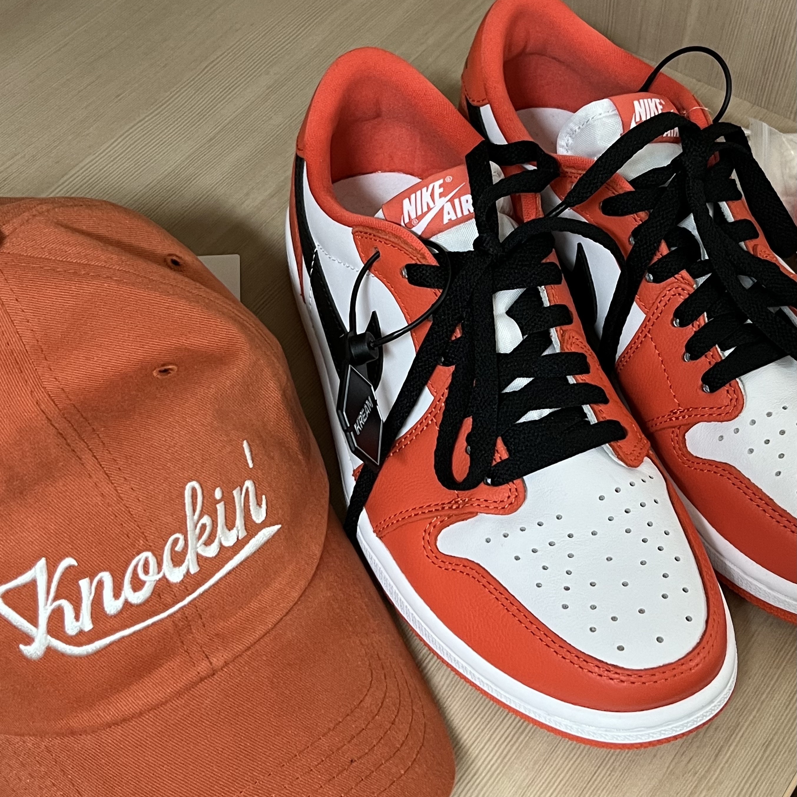Jordan 1 Low OG Starfish 착용 스타일