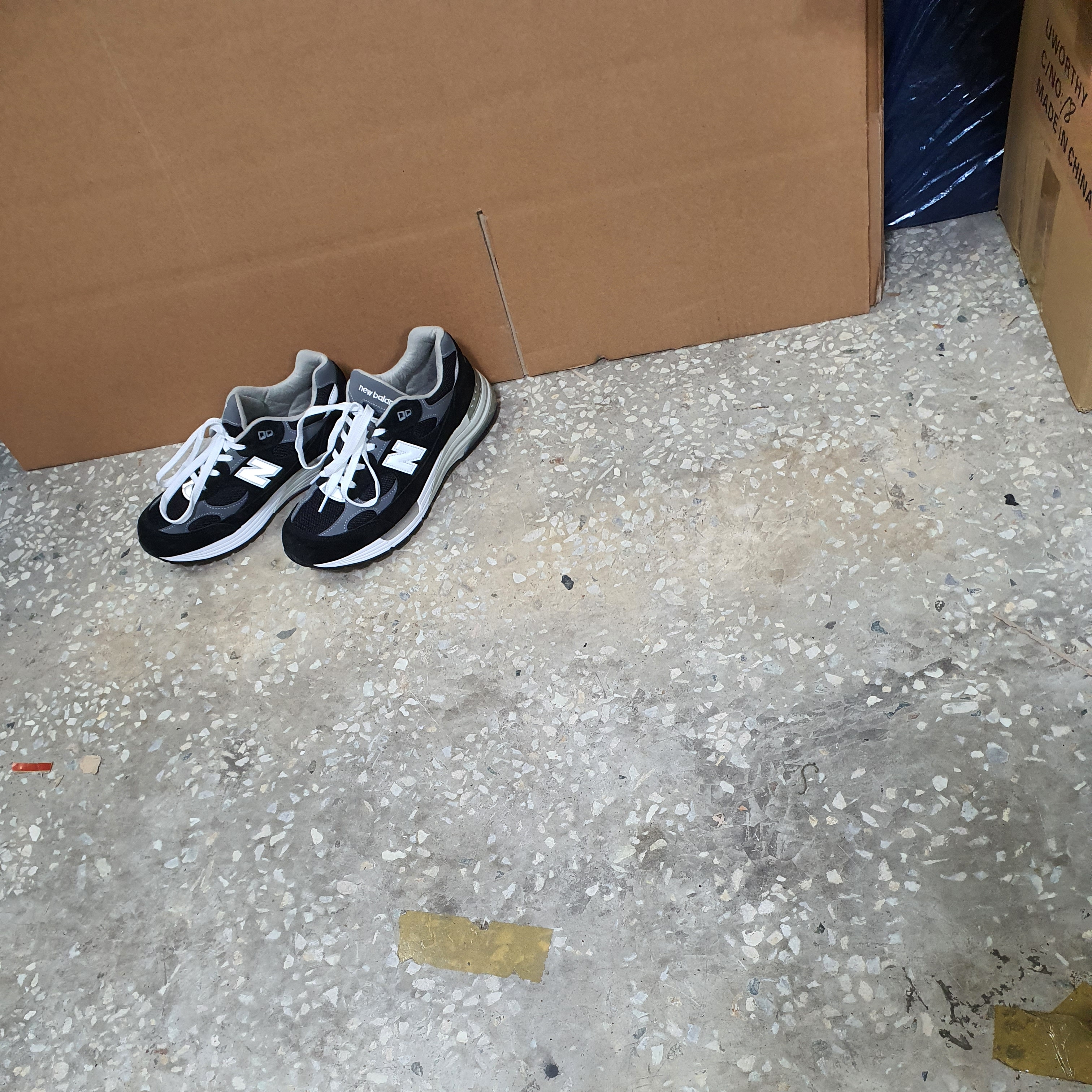 New Balance 992 Made in USA Black Grey 착용 스타일