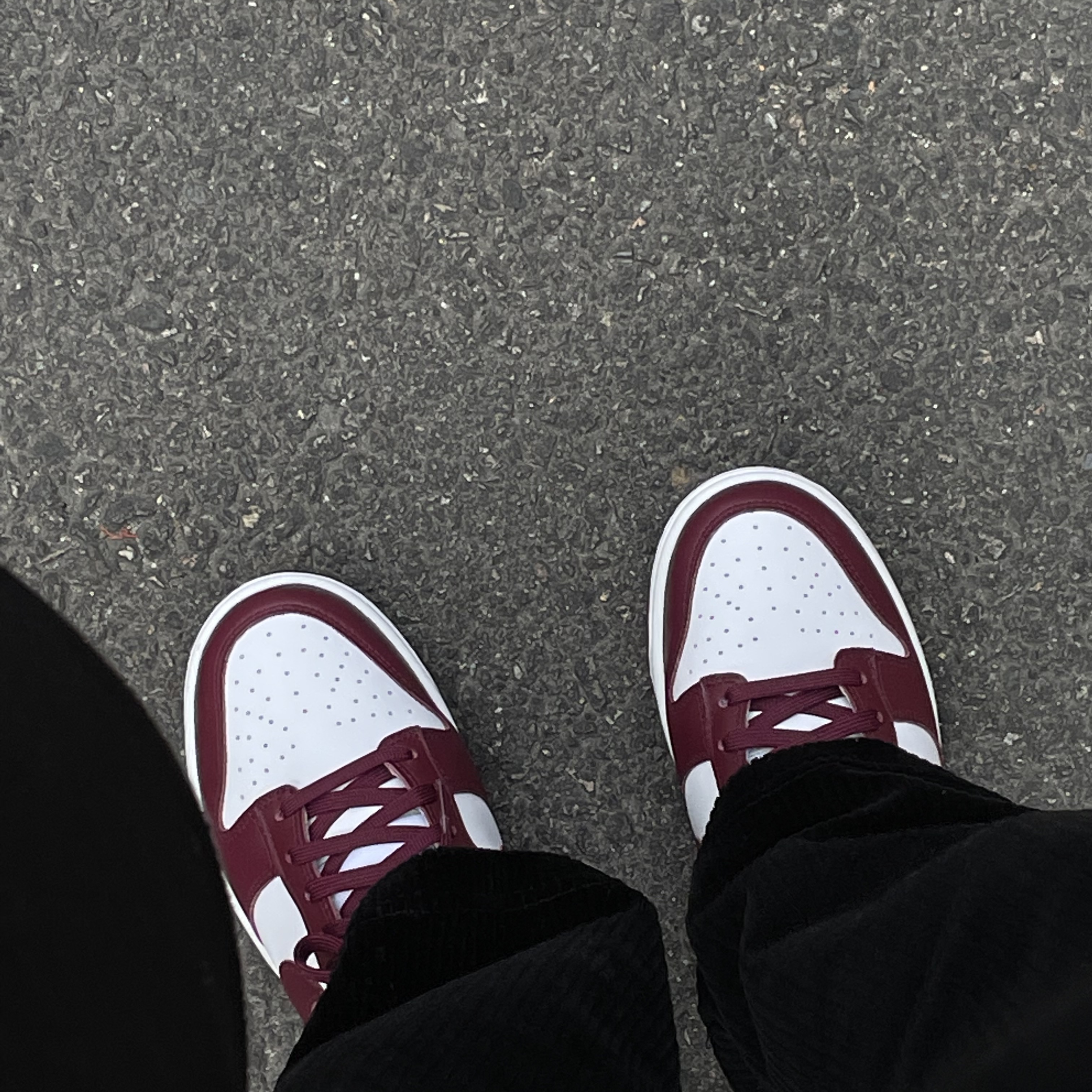 (W) Nike Dunk Low Bordeaux 착용 스타일