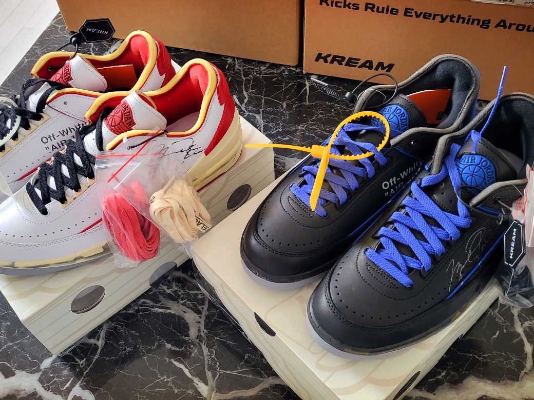 Jordan 2 x Off-White Retro Low SP White and Varsity Red, Jordan 2 x Off-White Retro Low SP Black and Varsity Royal 착용 스타일 - 1