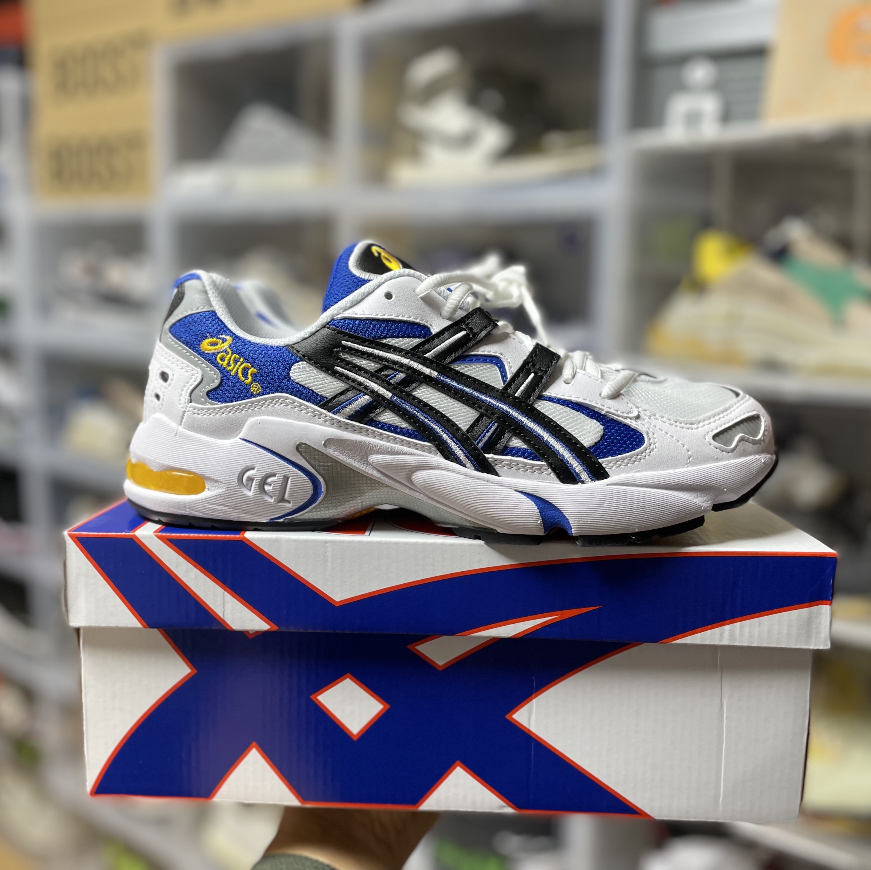 Asics Gel-Kayano 5 OG White Black 착용 스타일