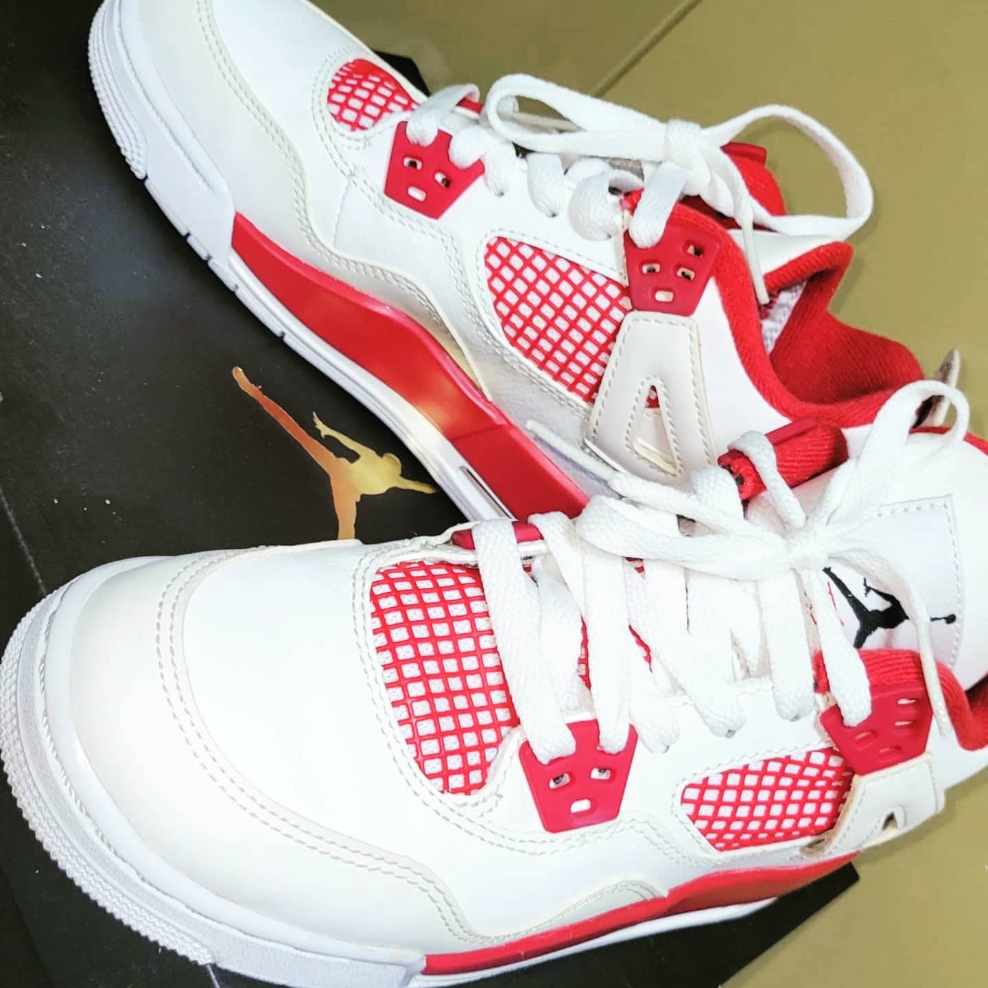 (GS) Jordan 4 Retro Alternate 89 착용 스타일 - 3