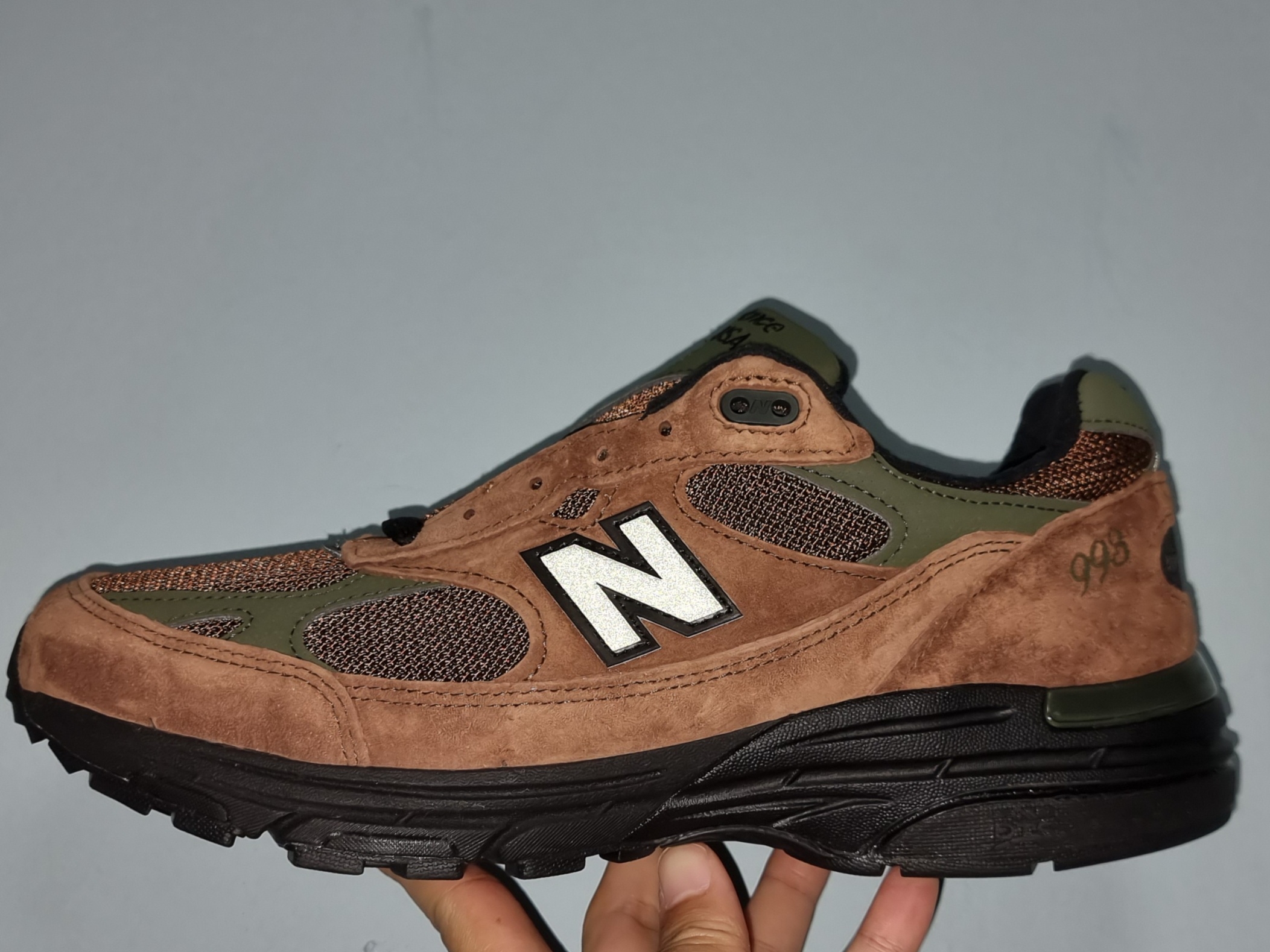 New Balance x Aime Leon Dore 993 Made in USA Brown 착용 스타일 - 4