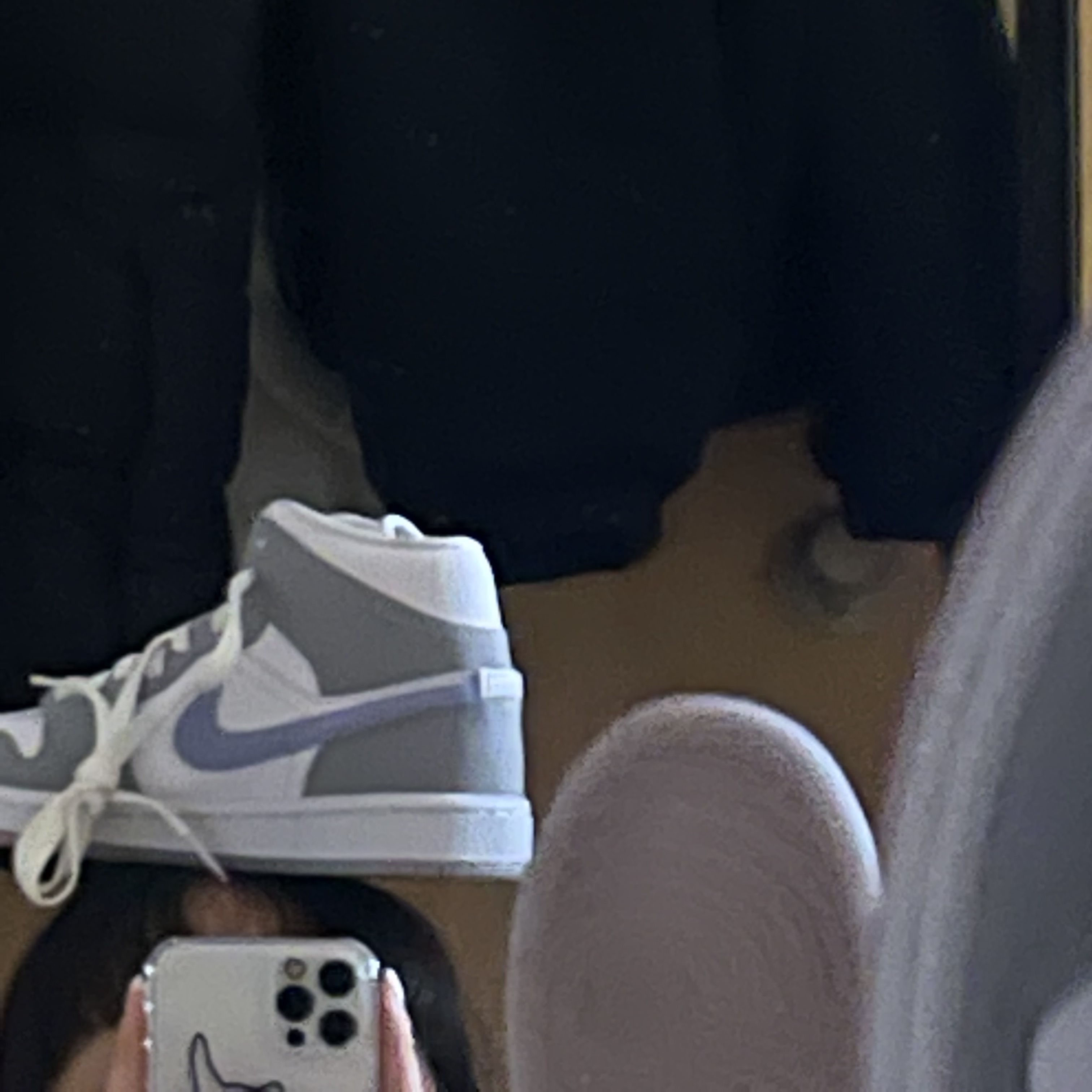 (W) Jordan 1 Mid Wolf Grey 착용 스타일 - 2