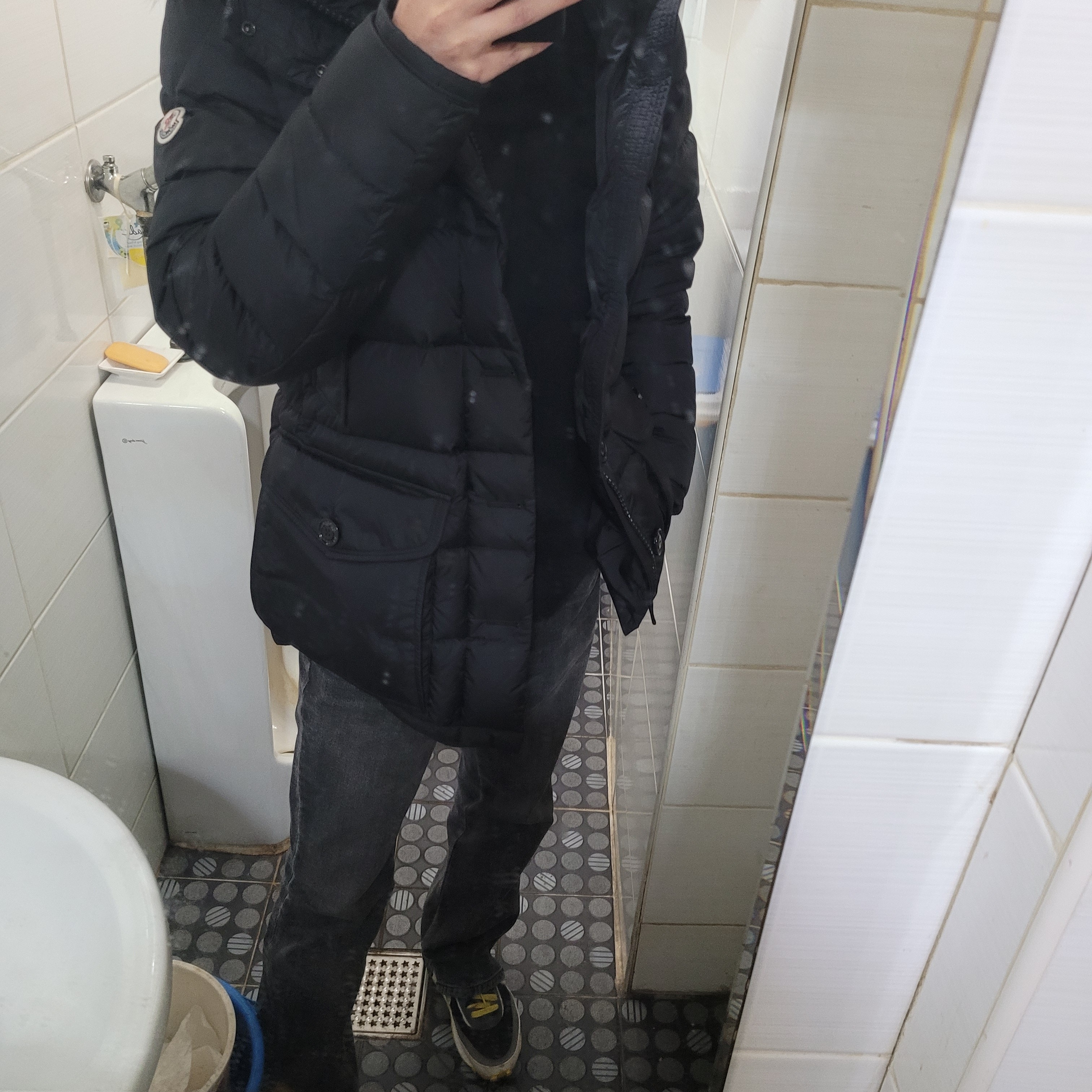 Moncler Cluny Long Down Jacket Black - 21FW, Nike x Sacai x Undercover LDWaffle Black Bright Citron 착용 스타일