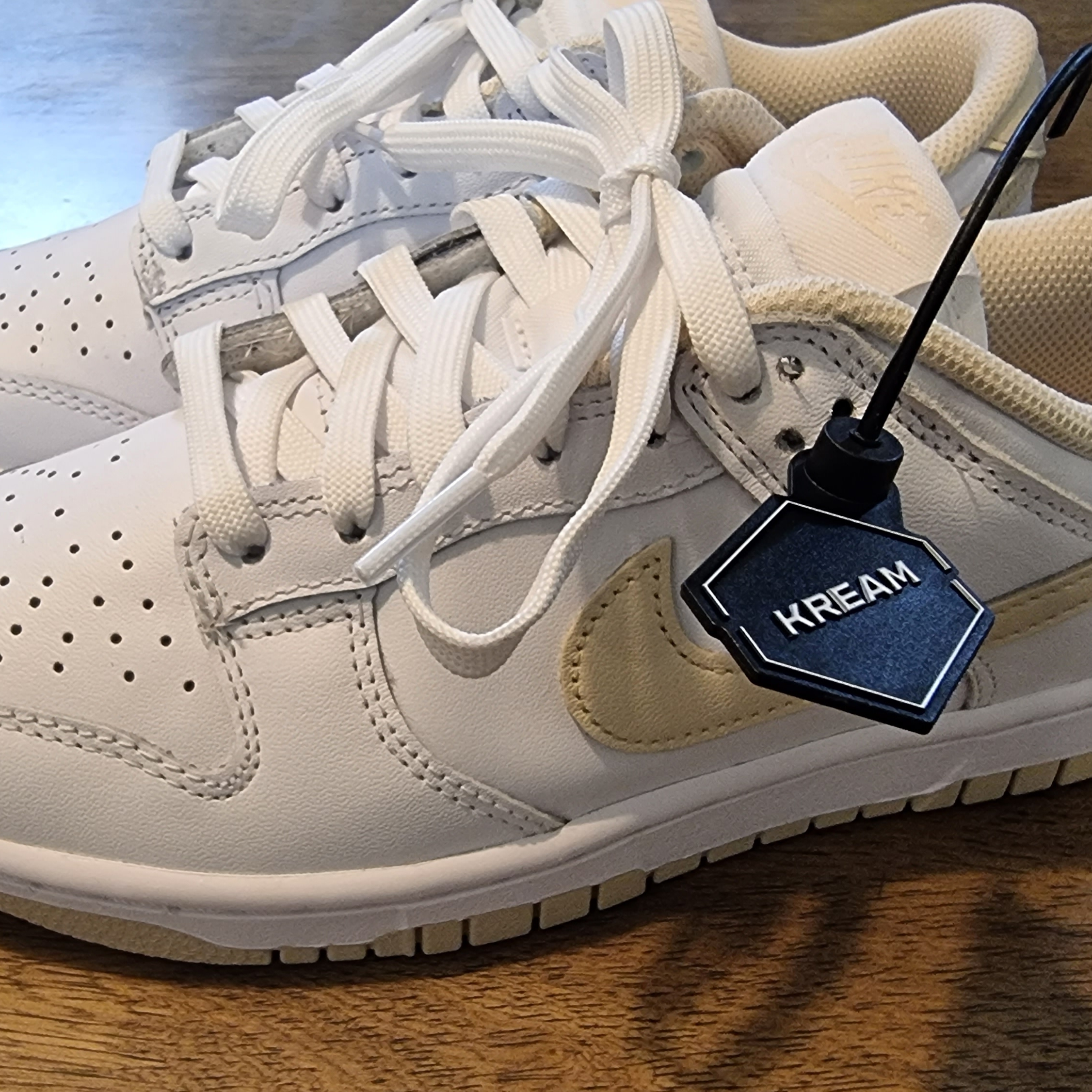 (W) Nike Dunk Low Pearl White 착용 스타일 - 2