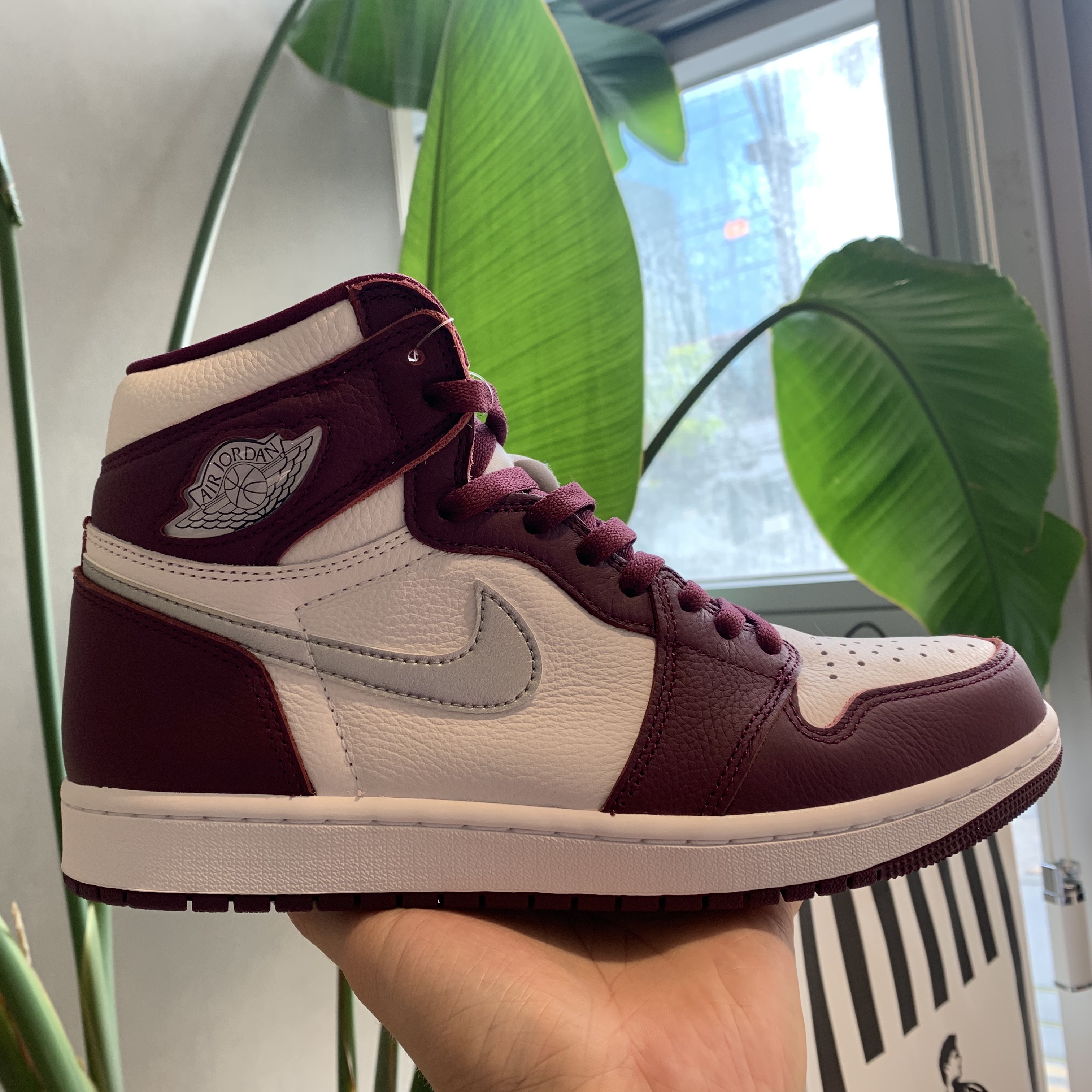 Jordan 1 Retro High OG Bordeaux 착용 스타일