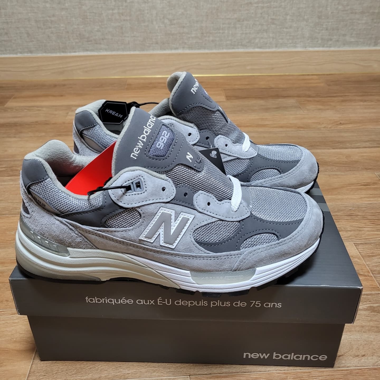 New Balance 992 Made in USA Grey - D Standard 착용 스타일