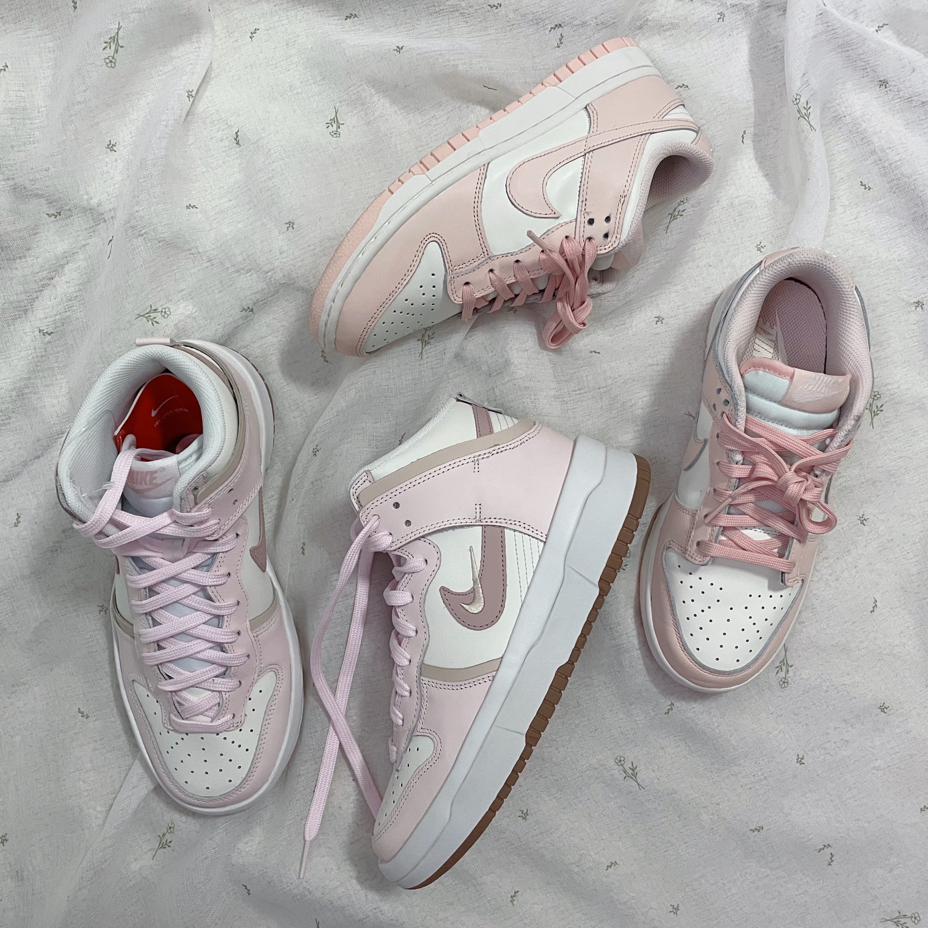 (W) Nike Dunk High Up Pink Oxford, (W) Nike Dunk Low Orange Pearl 착용 스타일 - 2