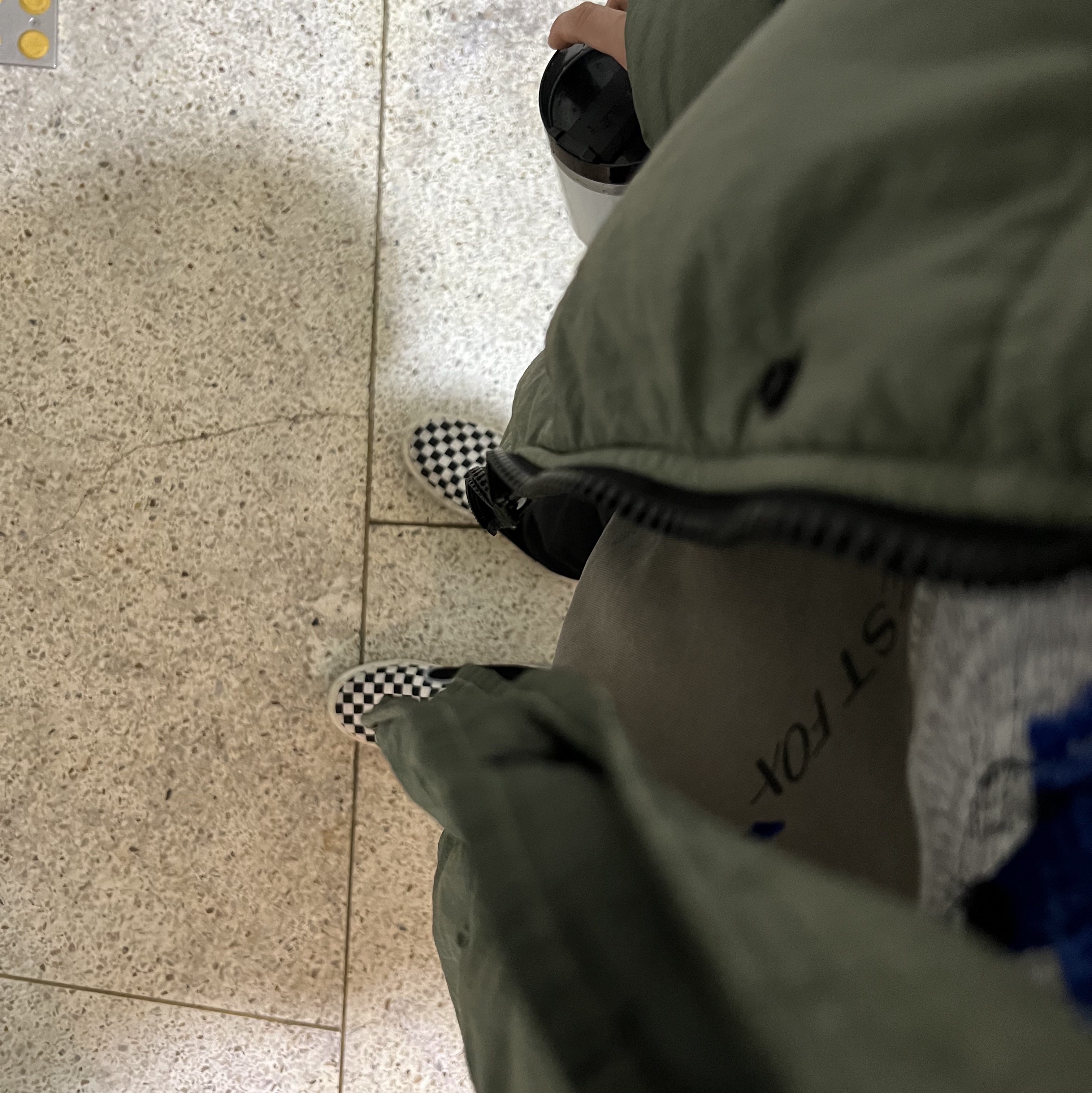 Stone Island 44508 Nylon Metal Down-TC Jacket Olive - 21FW, Stone Island 30203 Cargo Pants 5 Pockets Black - 21SS 착용 스타일 - 1