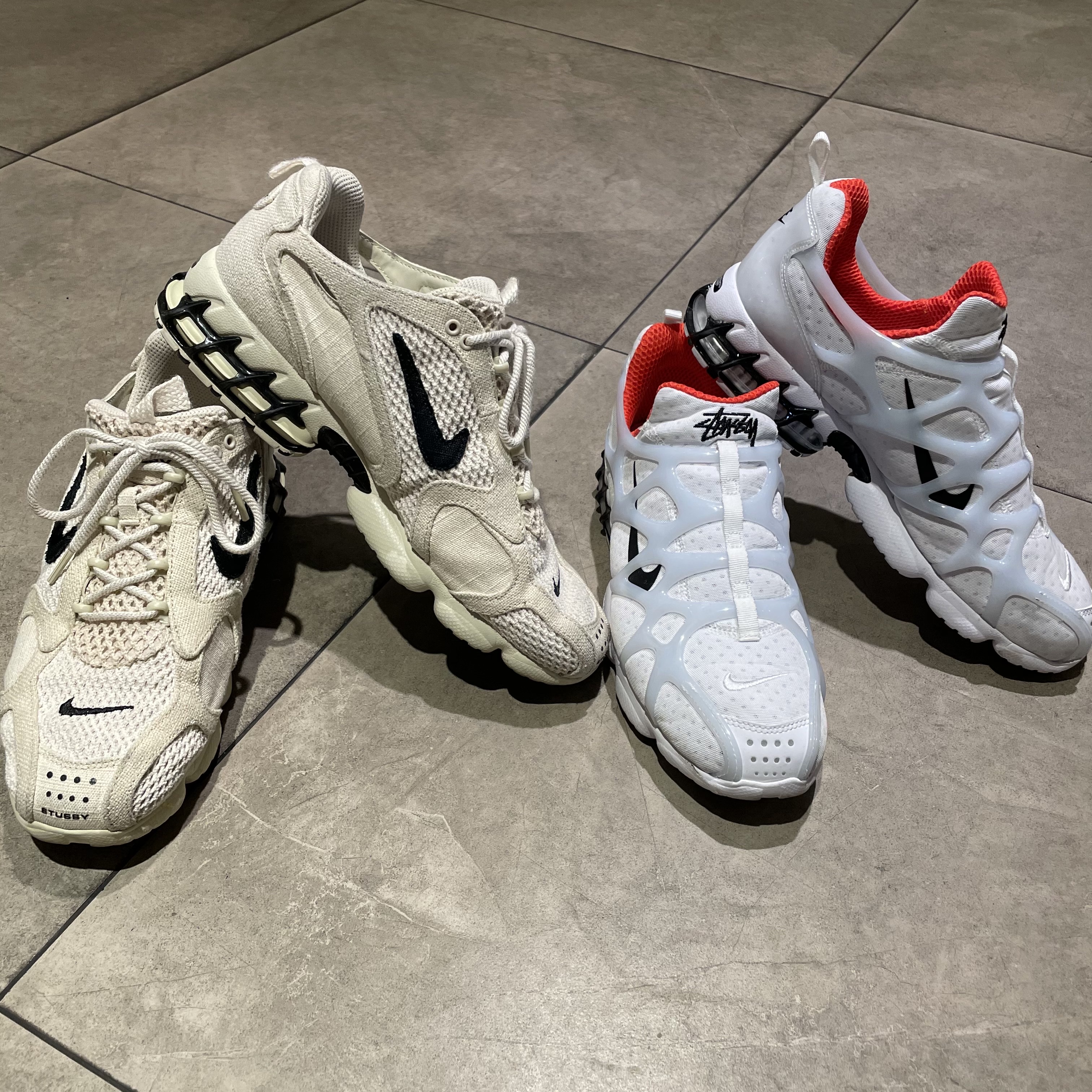 Nike x Stussy Air Zoom Spiridon Kukini White, Nike x Stussy Air Zoom Spiridon Cage 2 Fossil 착용 스타일