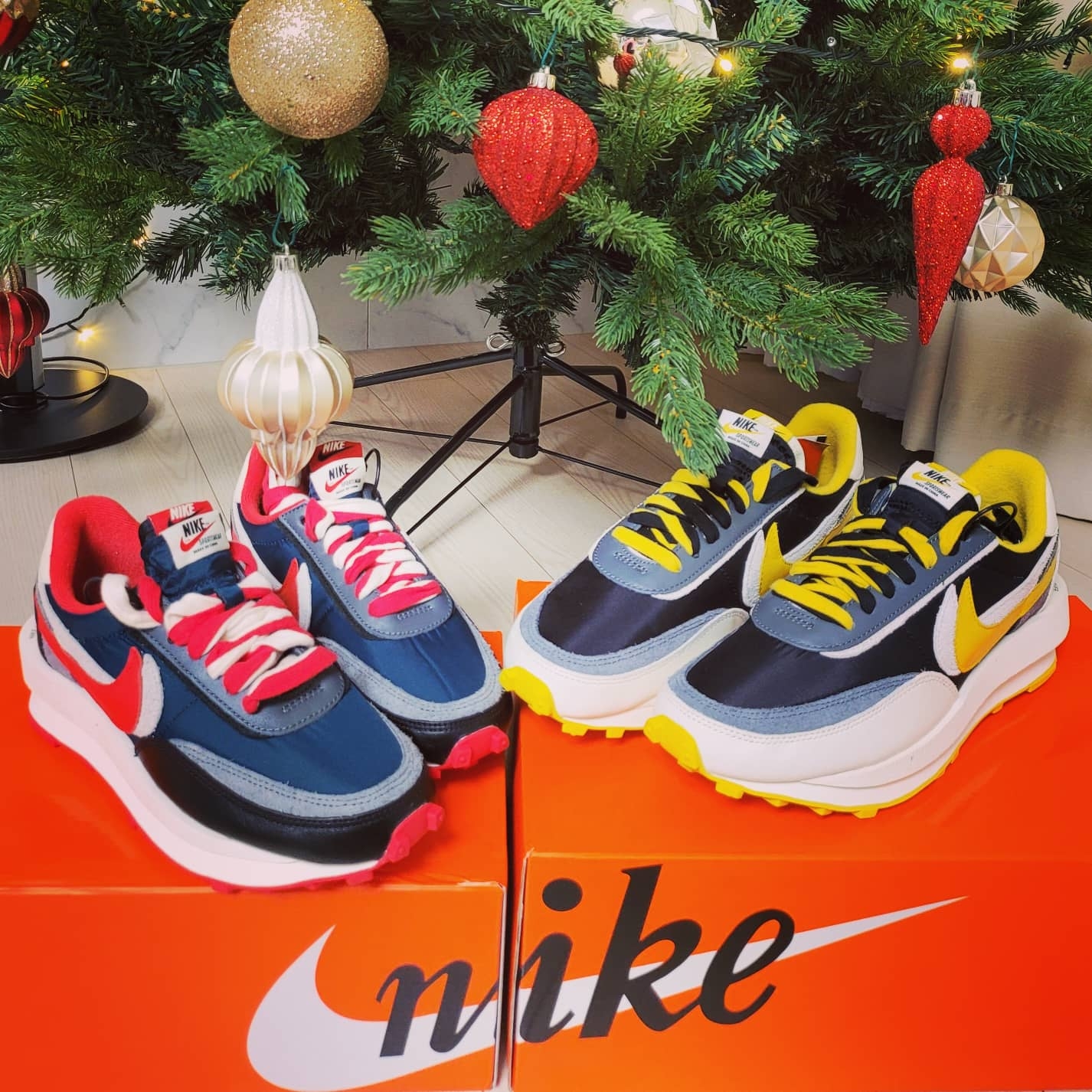 Nike x Sacai x Undercover LDWaffle Black Bright Citron, Nike x Sacai x Undercover LDWaffle Midnight Spruce University Red 착용 스타일 - 2