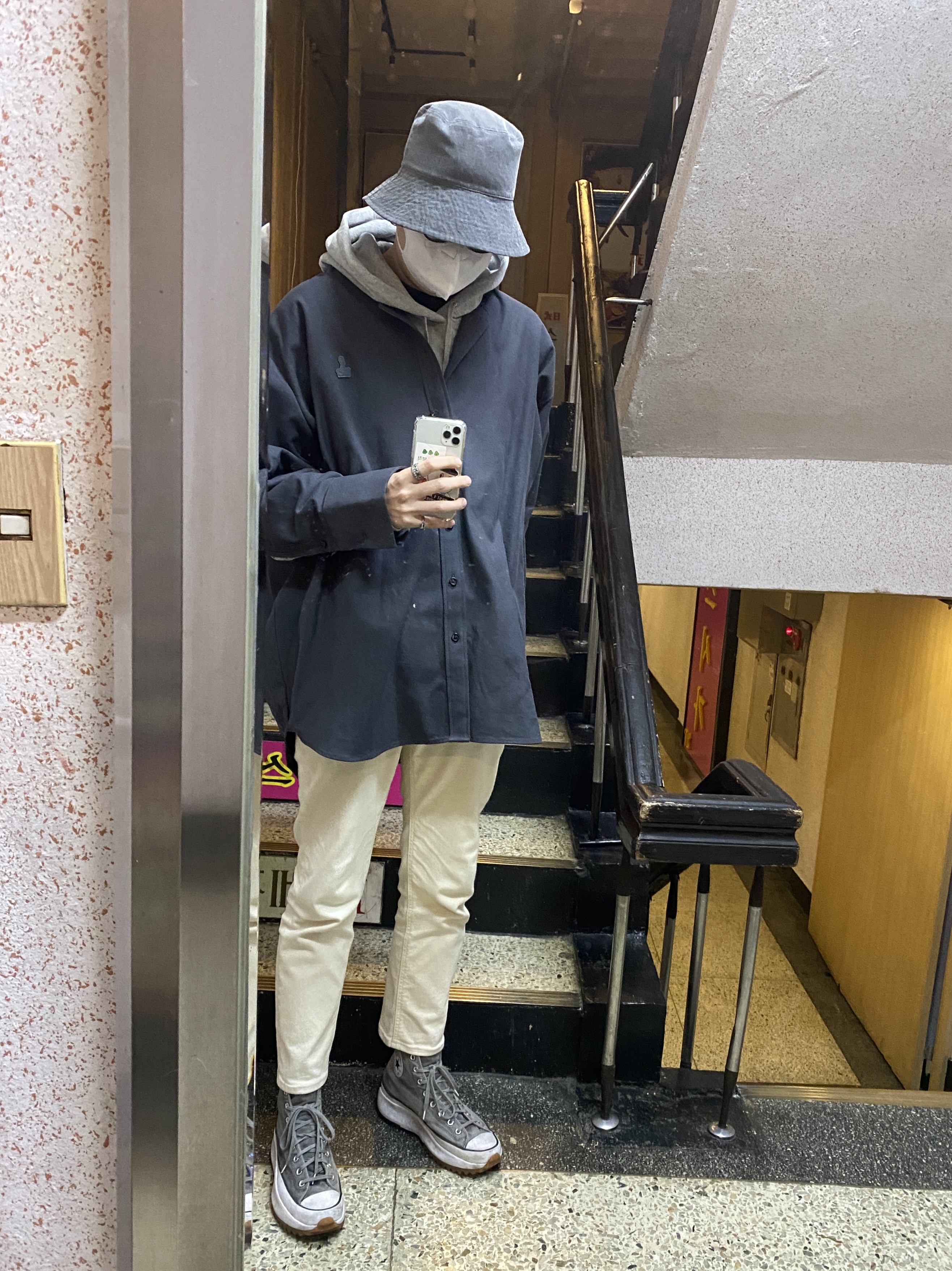 Converse Run Star Hike Hi Smoke 착용 스타일