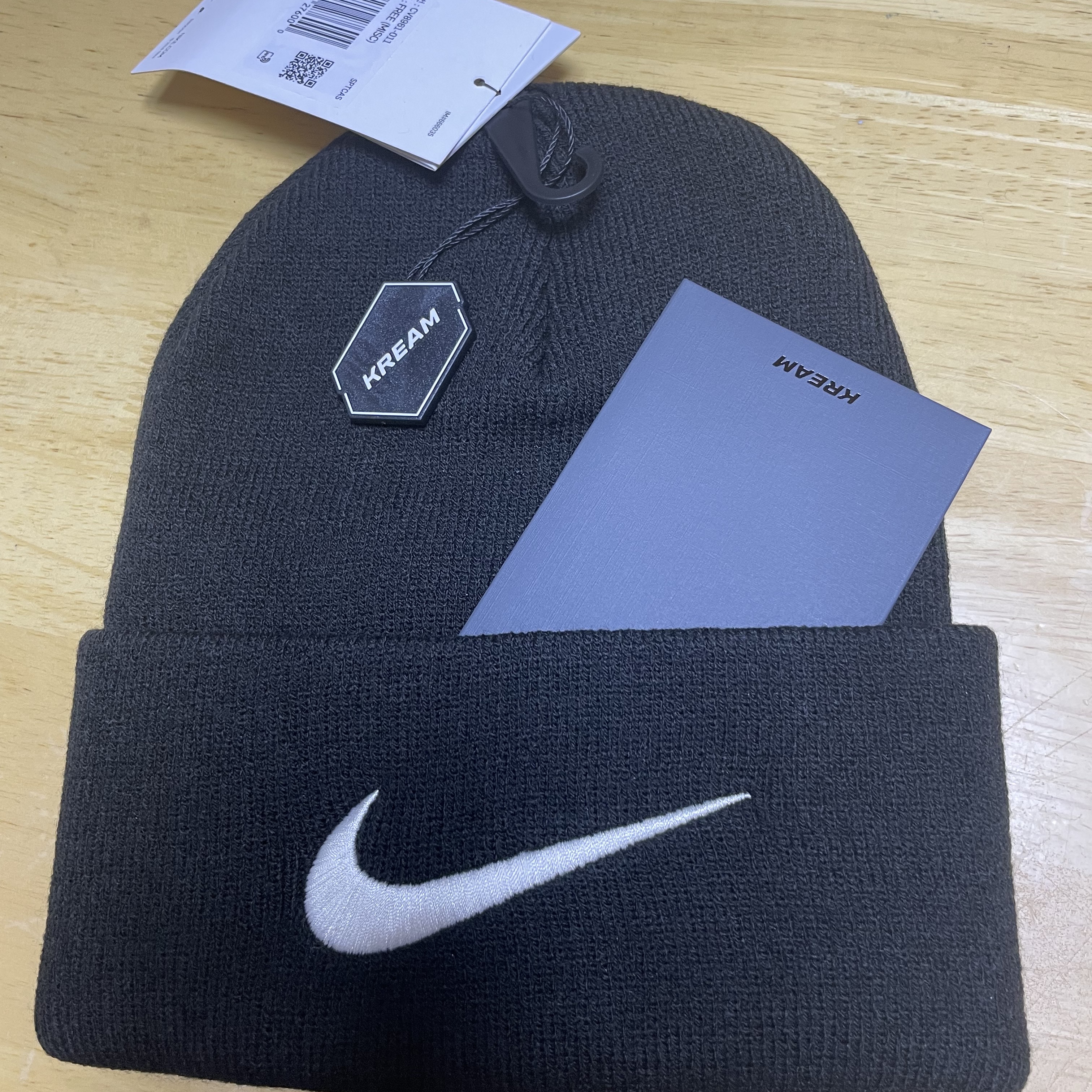 Nike x Stussy Cuff Beanie Black 착용 스타일 - 2
