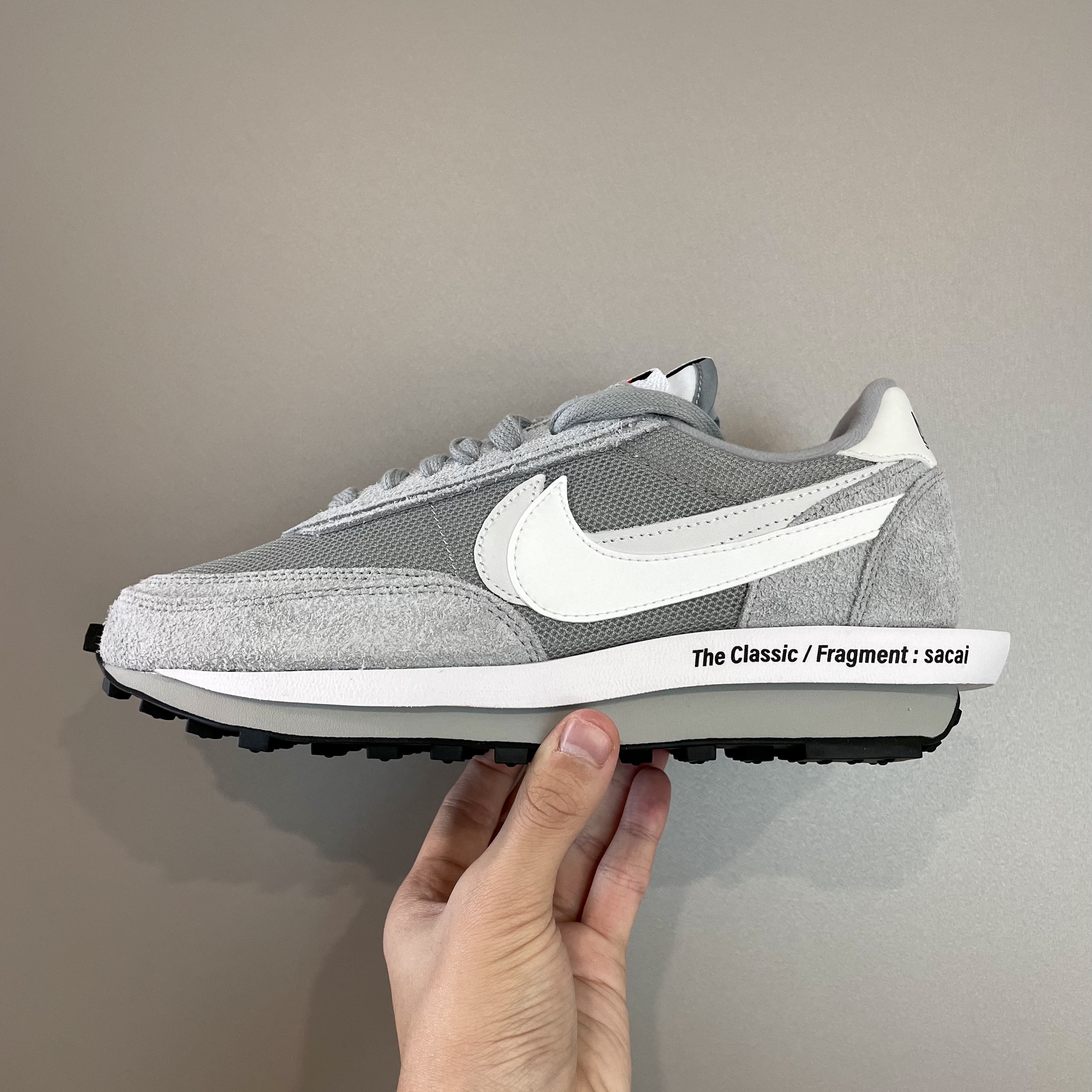 Nike x Sacai x Fragment LDWaffle Light Smoke Grey 착용 스타일