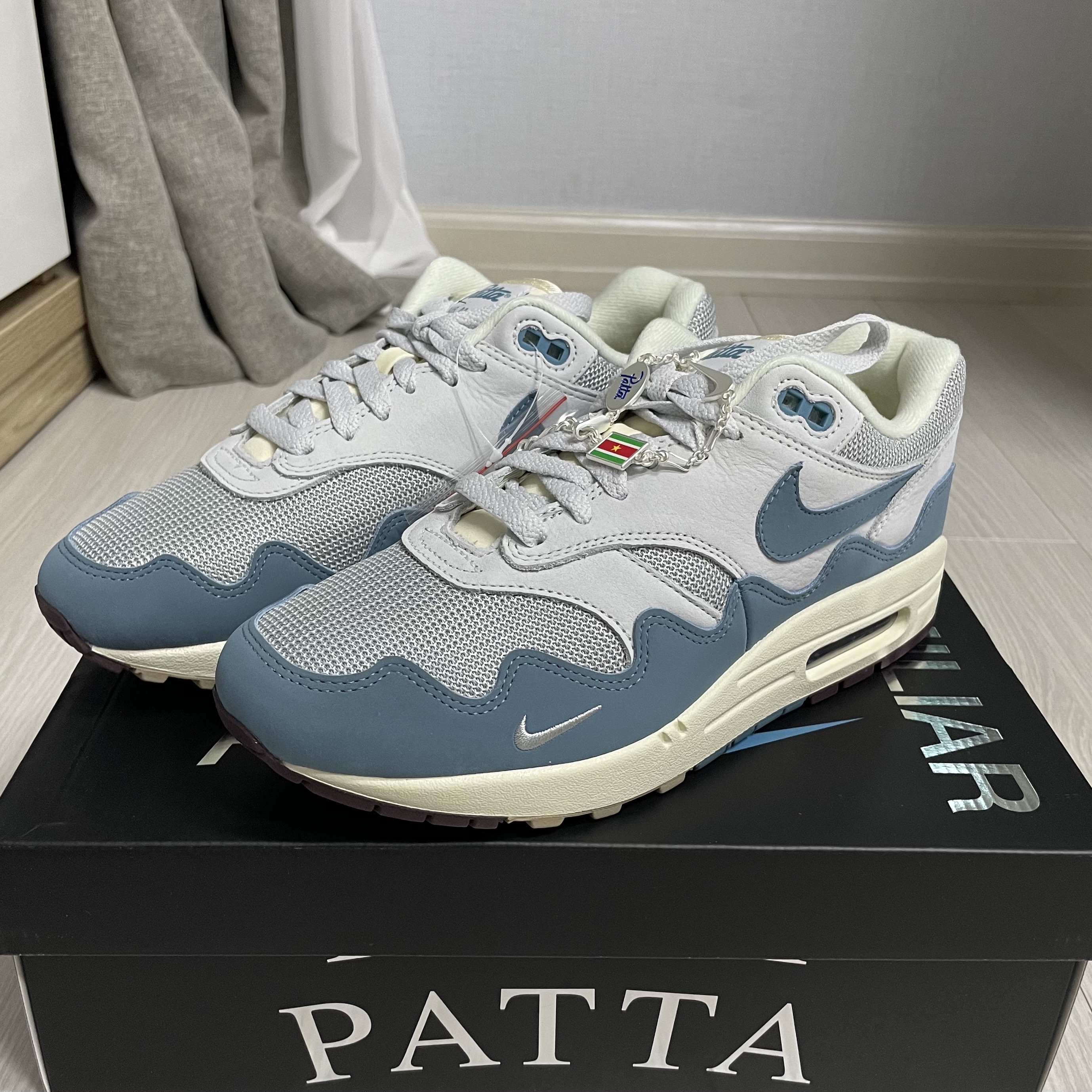 Nike x Patta Air Max 1 Noise Aqua 착용 스타일