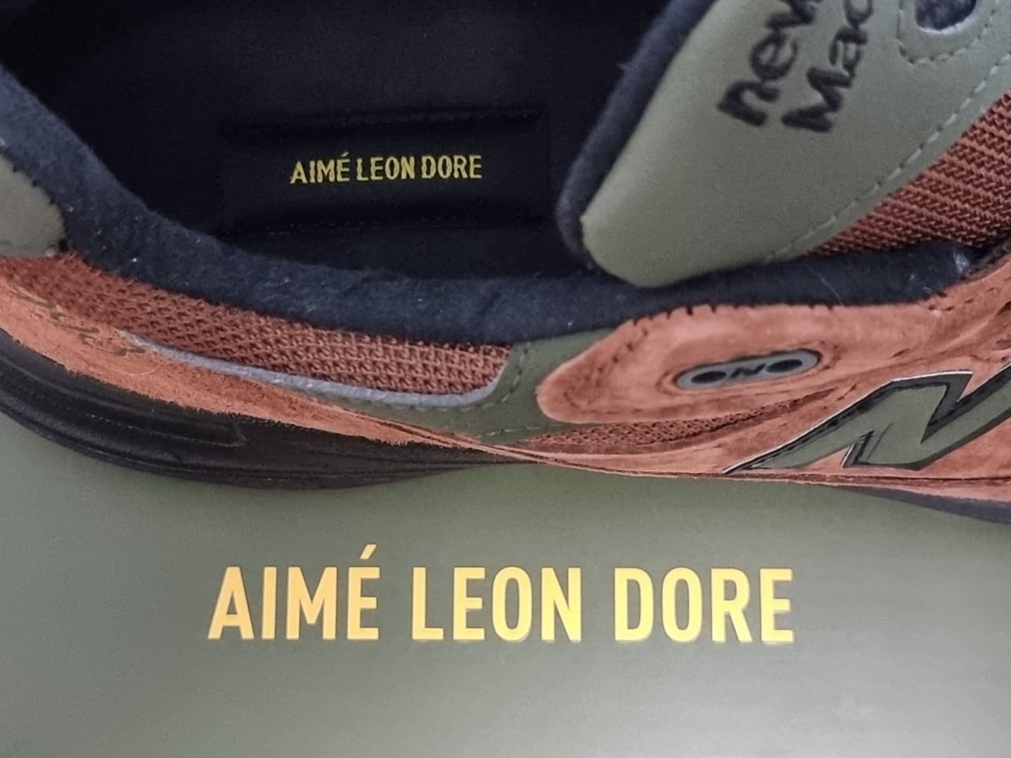 New Balance x Aime Leon Dore 993 Made in USA Brown 착용 스타일 - 3