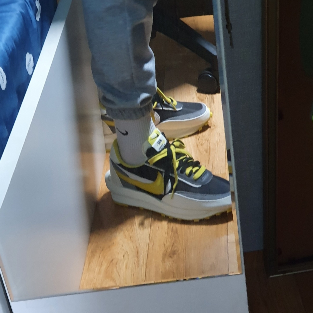 Nike x Sacai x Undercover LDWaffle Black Bright Citron 착용 스타일 - 2