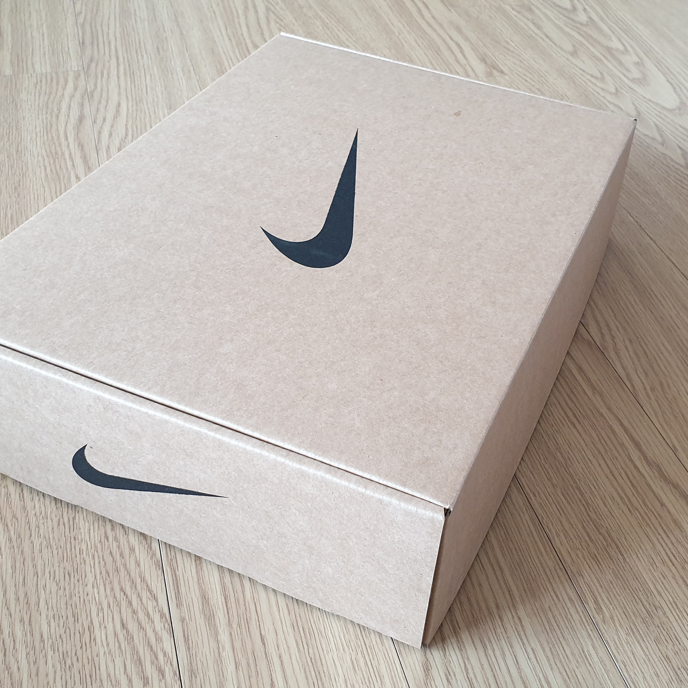Nike Members Days Live Folding Box Black 착용 스타일 - 1