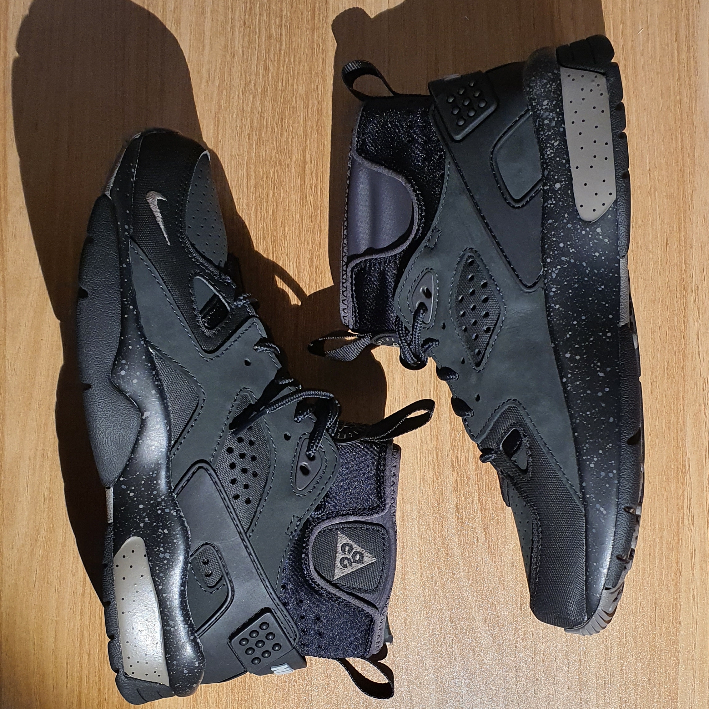 Nike ACG Air Mowabb Olive Grey 착용 스타일