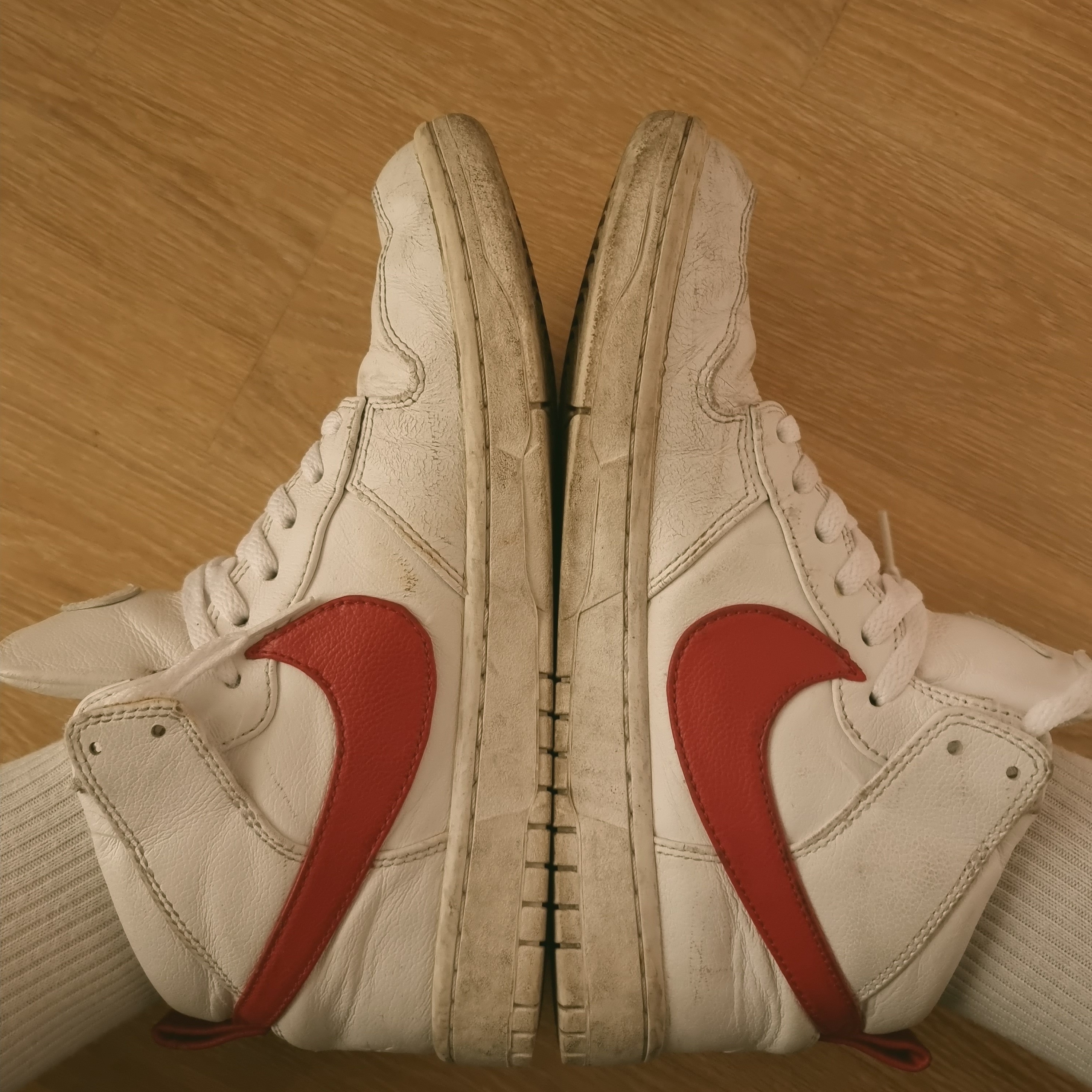 Nike x Riccardo Tisci Dunk Lux Chukka White Red 착용 스타일 - 2