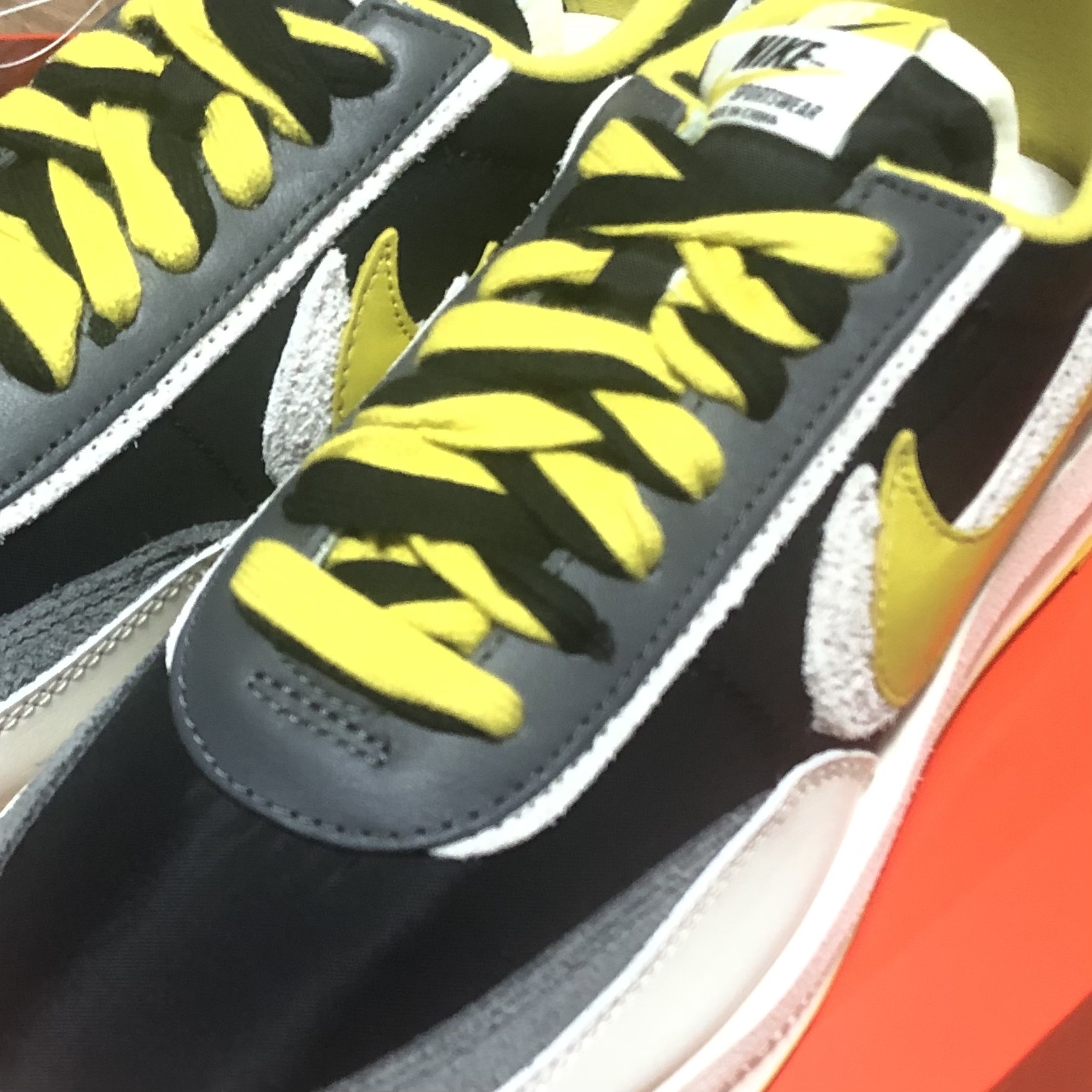 Nike x Sacai x Undercover LDWaffle Black Bright Citron 착용 스타일