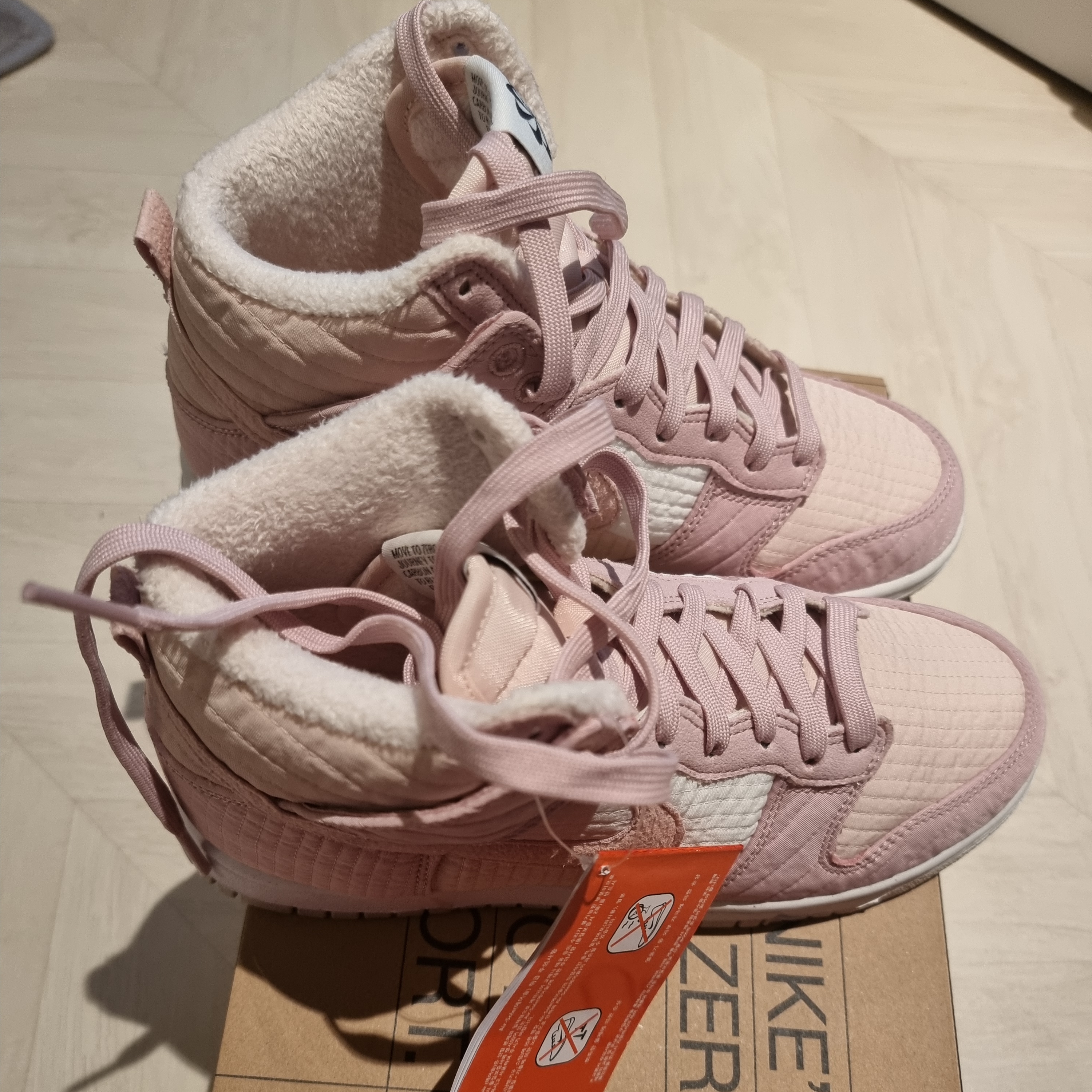 (W) Nike Dunk High Next Nature Pink Oxford 착용 스타일 - 2