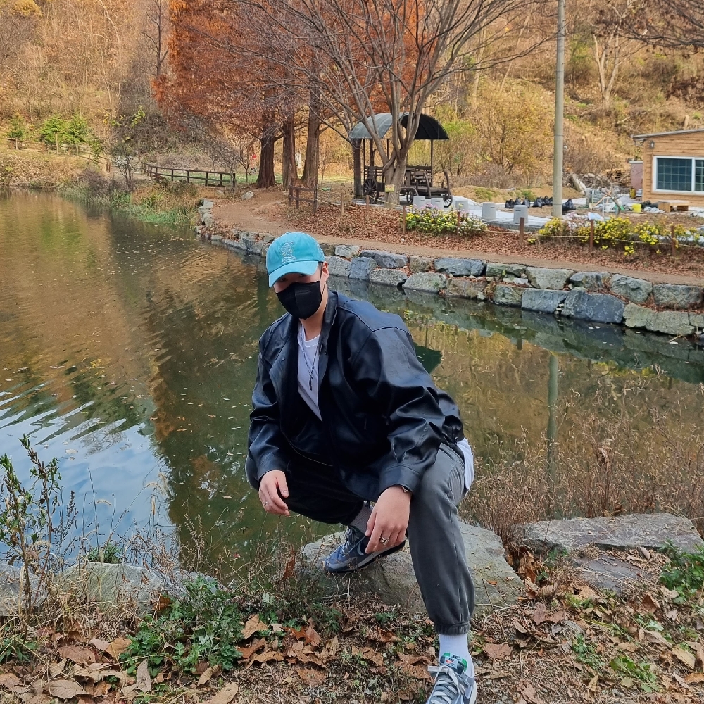 KREAM 프로필 이미지