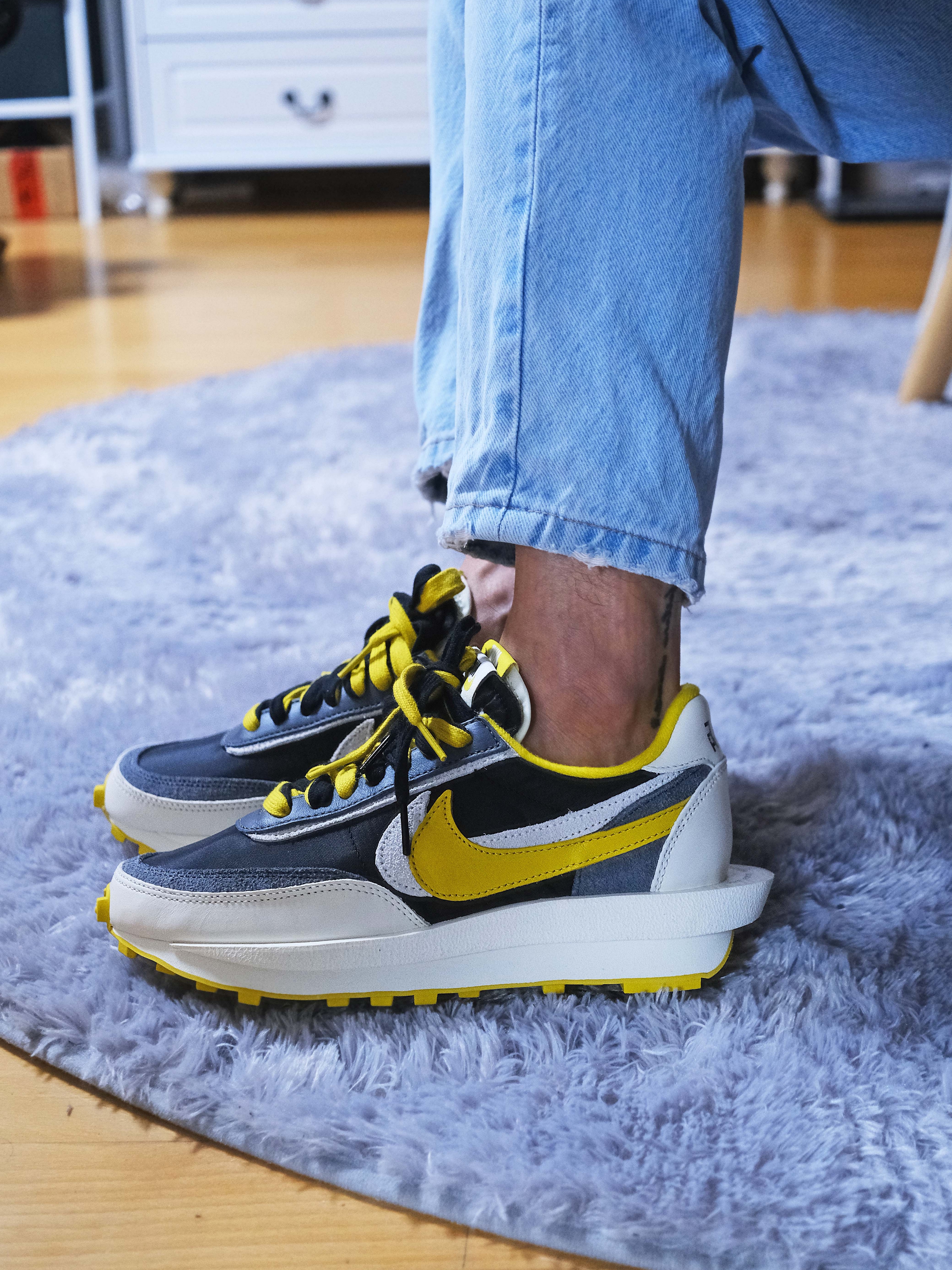 Nike x Sacai x Undercover LDWaffle Black Bright Citron, Nike x Sacai x Undercover LDWaffle Night Maroon Team Royal 착용 스타일 - 4