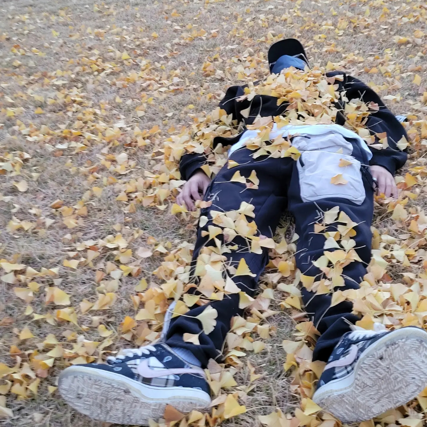 Nike x Travis Scott SB Dunk Low, Nike x Travis Scott NRG AG Utility Sweatpants Black 착용 스타일