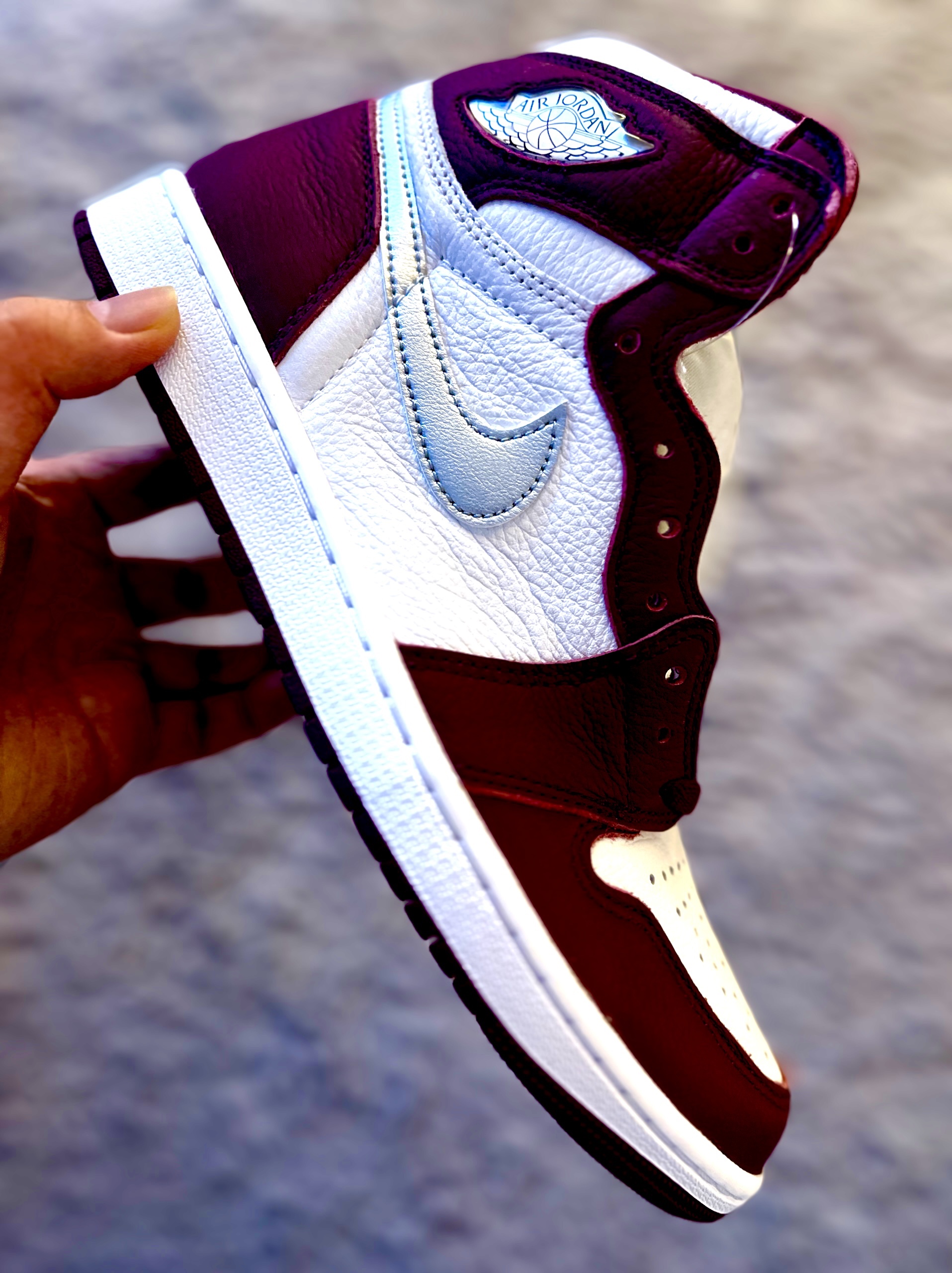 Jordan 1 Retro High OG Bordeaux 착용 스타일