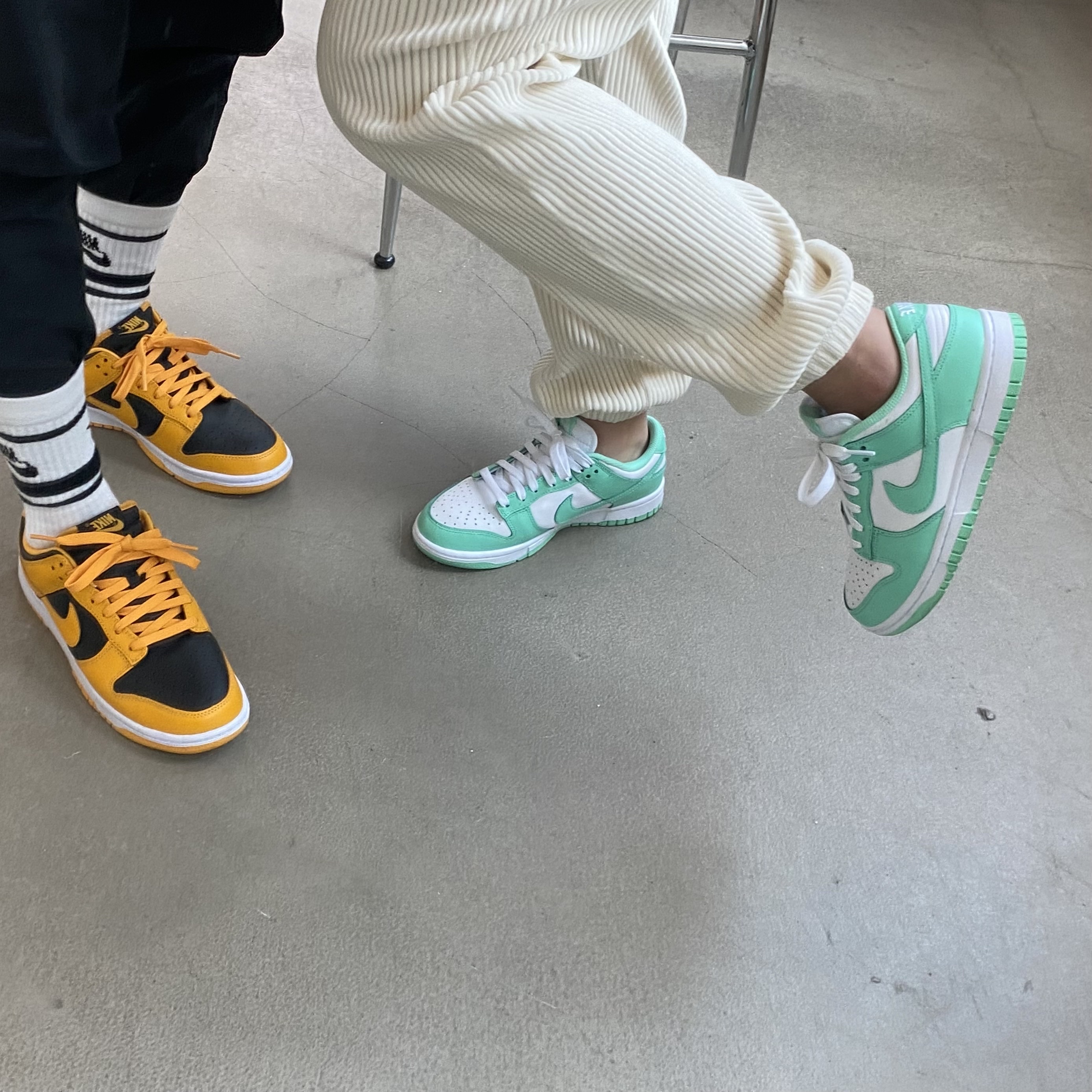 Nike Dunk Low Retro Championship Goldenrod, (W) Nike Dunk Low Green Glow 착용 스타일