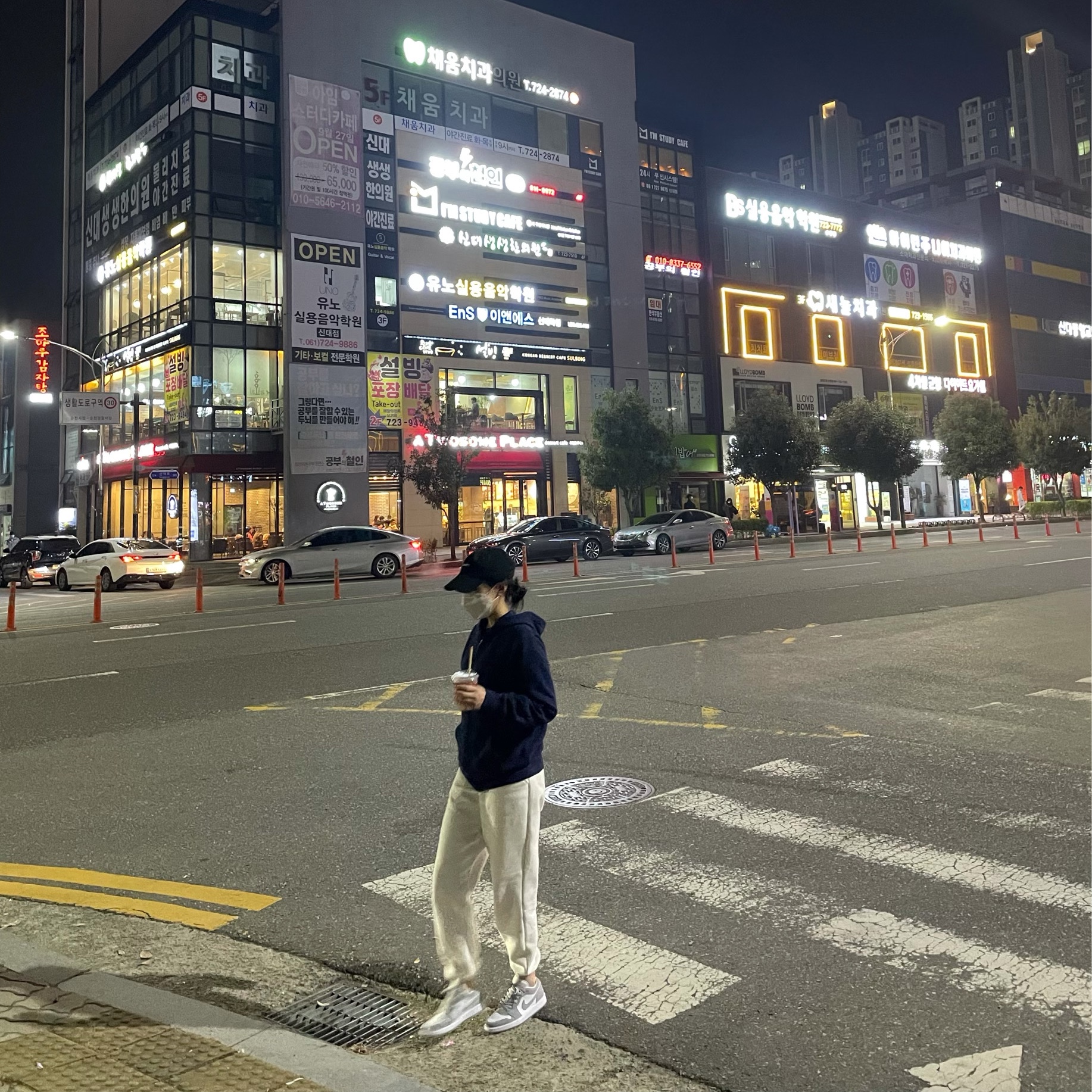 (W) Jordan 1 Low White Wolf Grey 착용 스타일