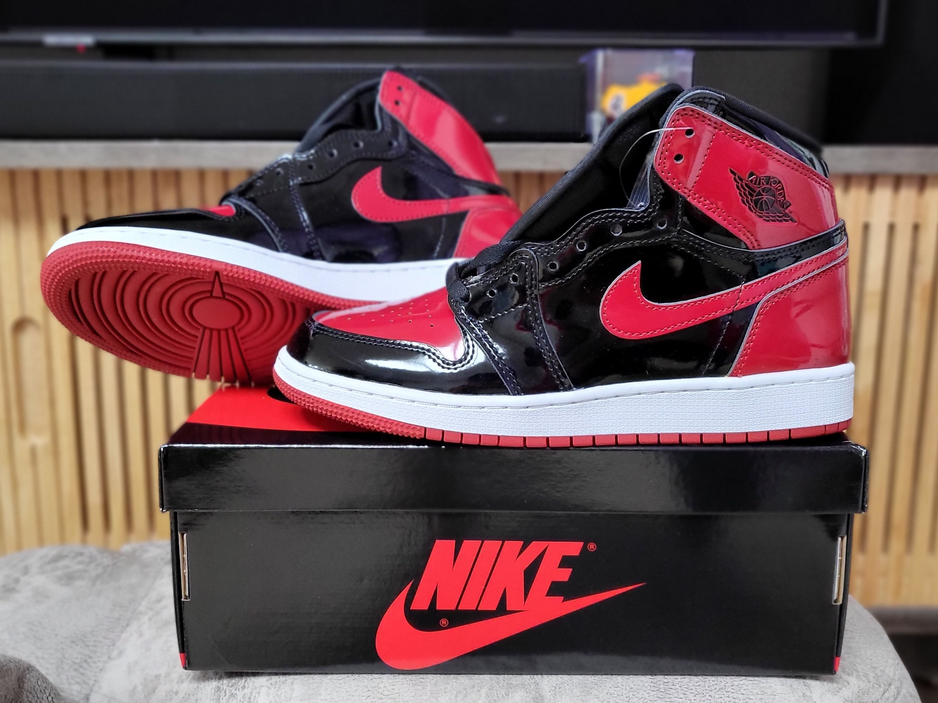 (GS) Jordan 1 Retro High OG Patent Bred 착용 스타일 - 1