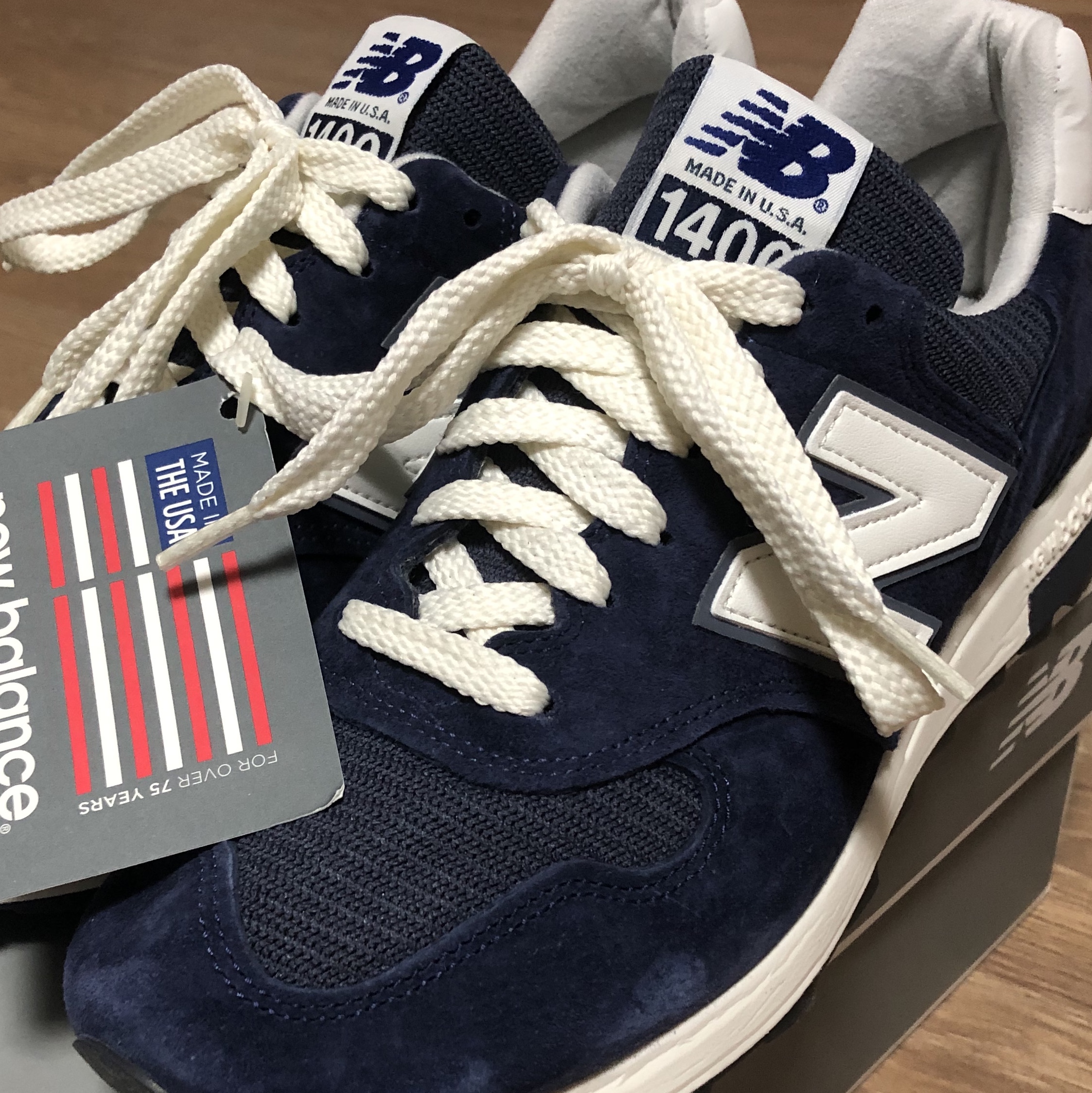 New Balance 1400 Made in USA Navy White 착용 스타일