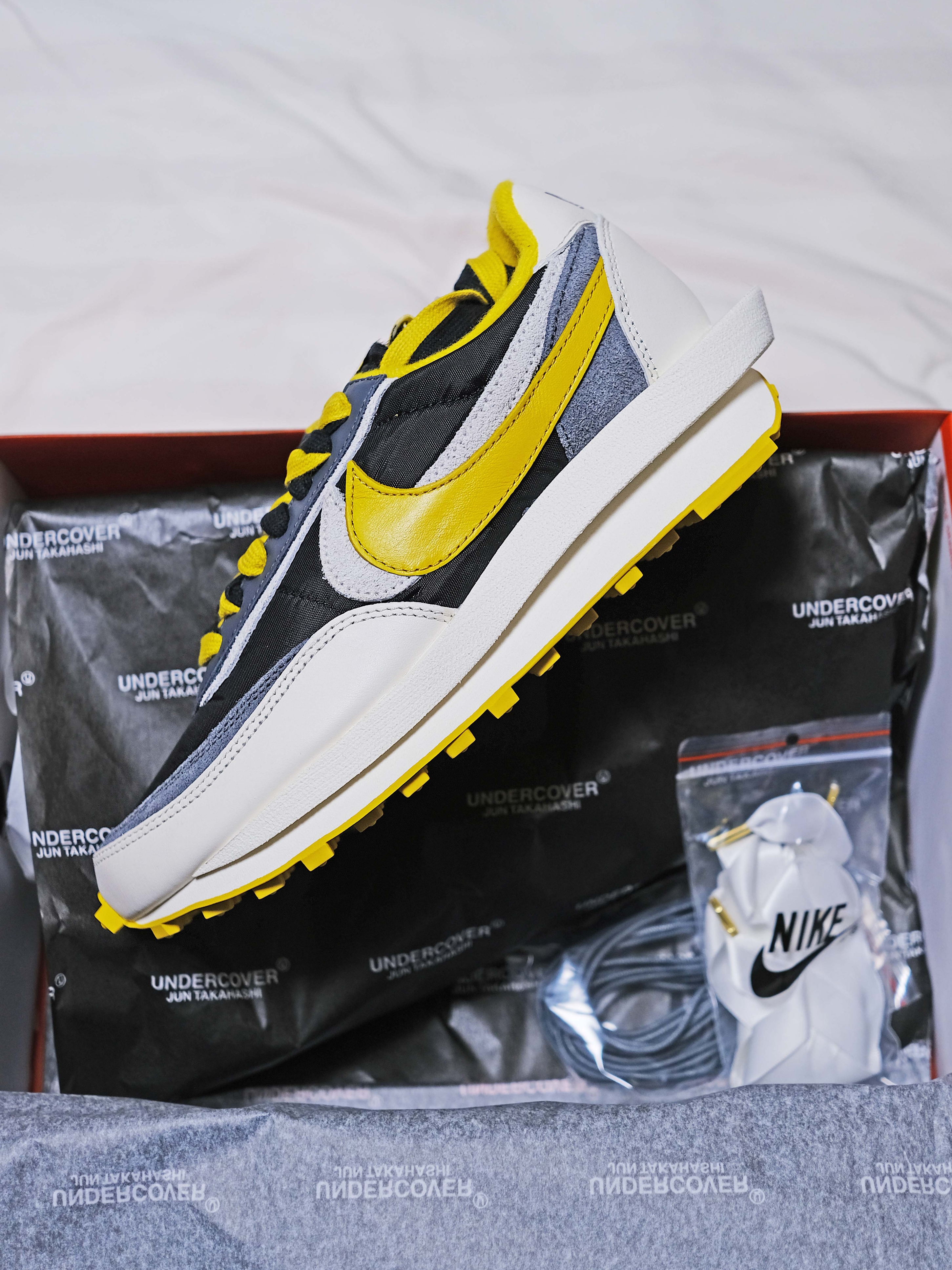 Nike x Sacai x Undercover LDWaffle Black Bright Citron, Nike x Sacai x Undercover LDWaffle Night Maroon Team Royal 착용 스타일 - 5